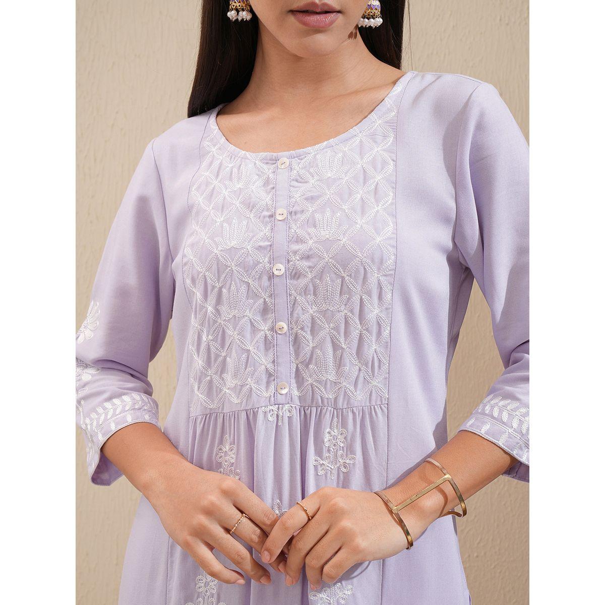 Vishudh X Styli  Floral Embroidered Thread Work Straight Kurta & Palazzos Set-women-clothing-ethnicwear-kurtasets-image-5