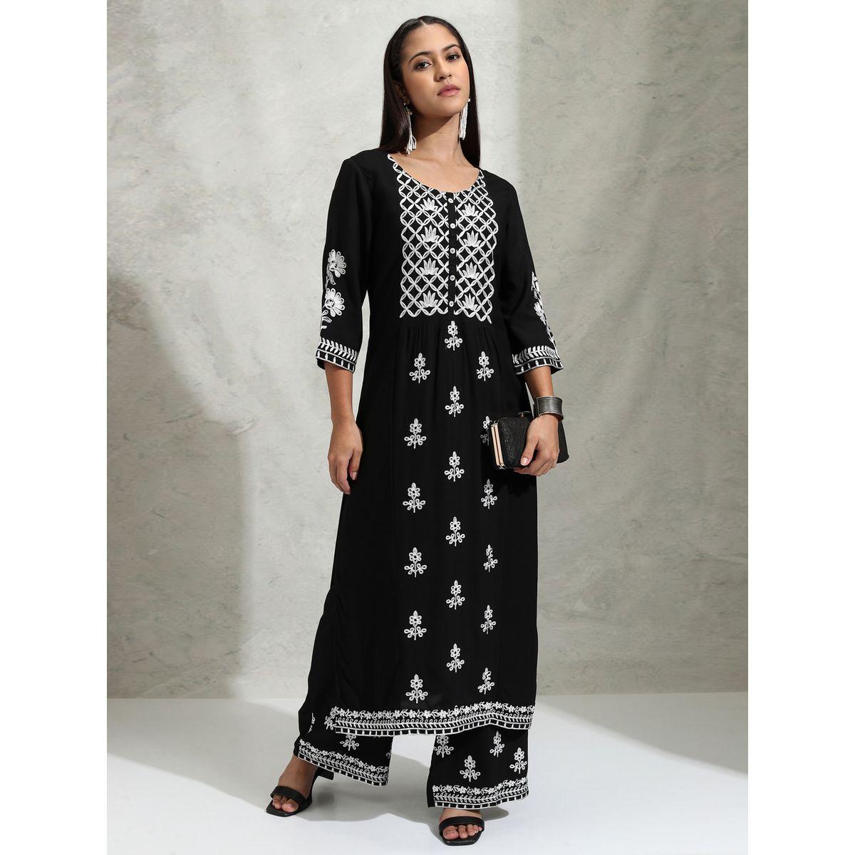 مجموعة من بنطال بالازو مع كورتا مُطرّزة بزهور فيشود × ستايلي-women-clothing-ethnicwear-kurtasets-image-2