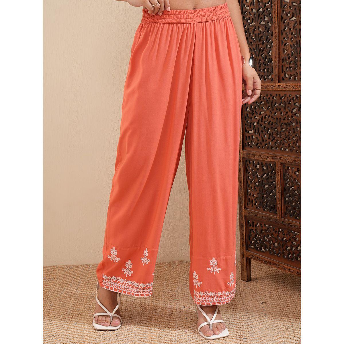 Vishudh X Styli  Floral Embroidered Thread Work Straight Kurta & Palazzos Set-women-clothing-ethnicwear-kurtasets-image-7