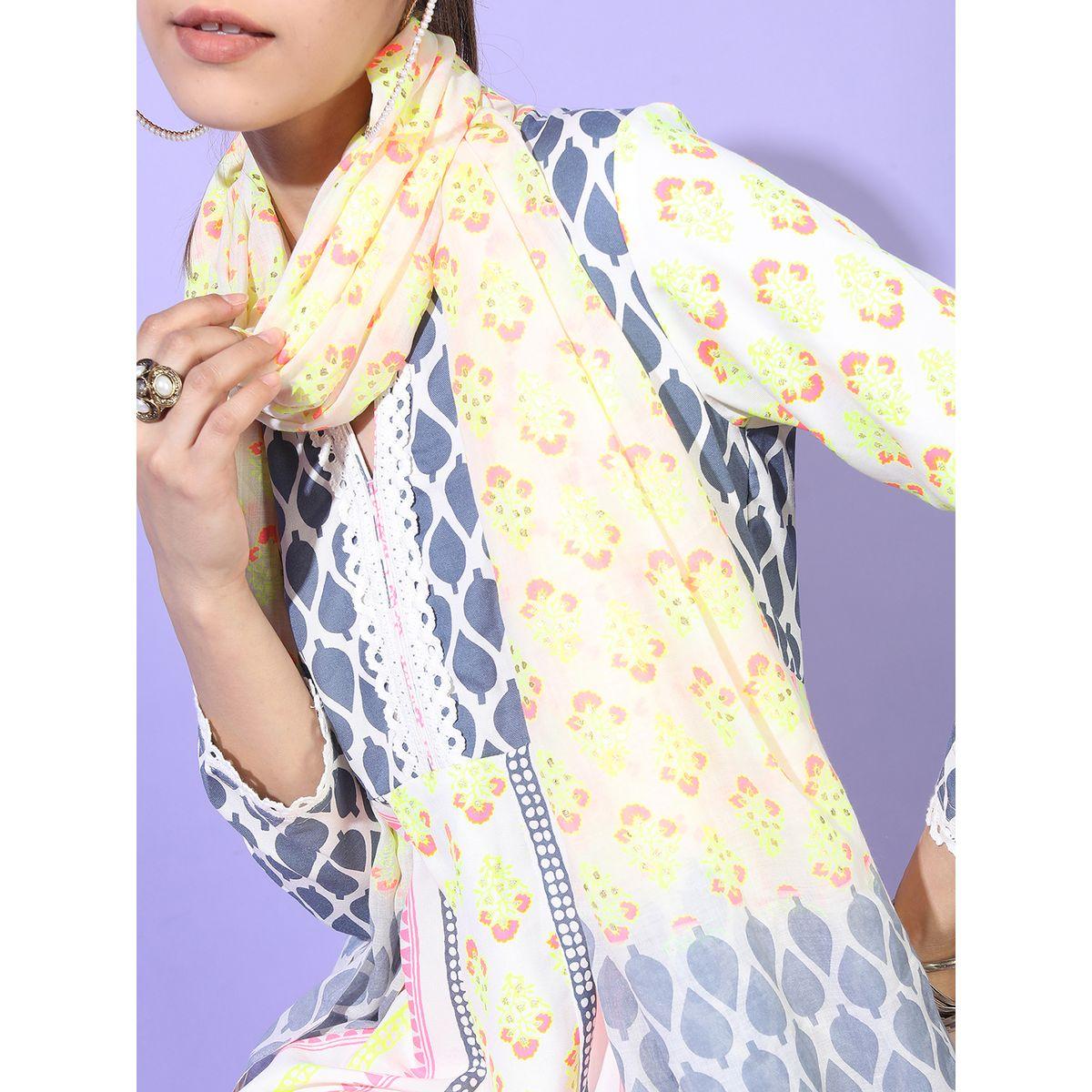 مجموعة من 3 - كورتا وبنطال مع دوباتا فيشود × ستايلي-women-clothing-ethnicwear-kurtasets-image-4