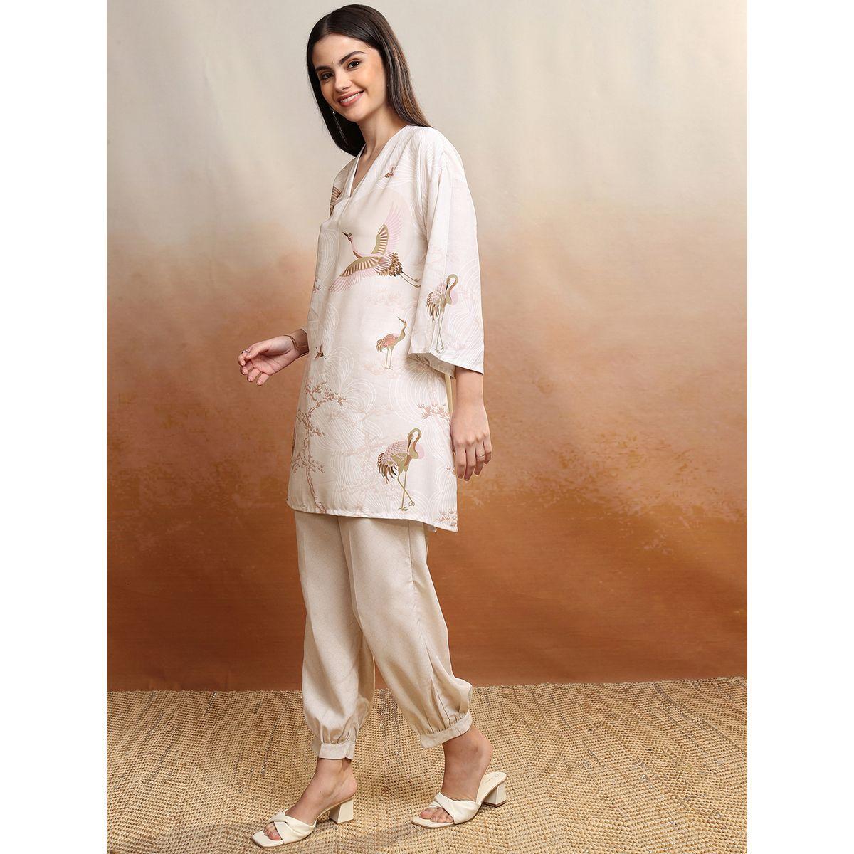 Vishudh X Styli  Graphic Print Regular Kurta & Trousers Set-women-clothing-ethnicwear-kurtasets-image-4