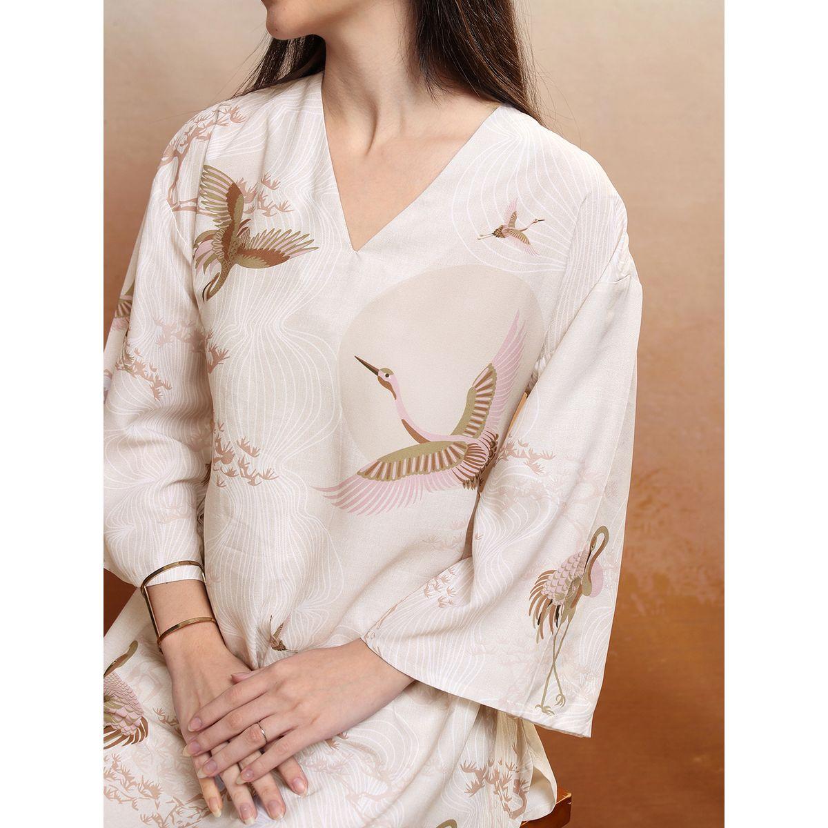 Vishudh X Styli  Graphic Print Regular Kurta & Trousers Set-women-clothing-ethnicwear-kurtasets-image-5