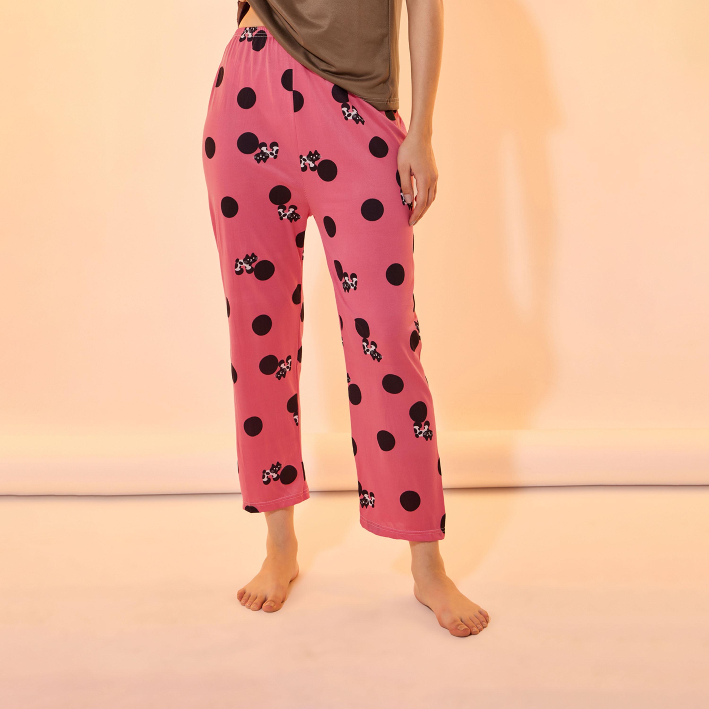 طقم من بنطال بيجاما مع تيشيرت بطبعة جرافيك-women-clothing-nightwear-pyjamas-longsets-image-4