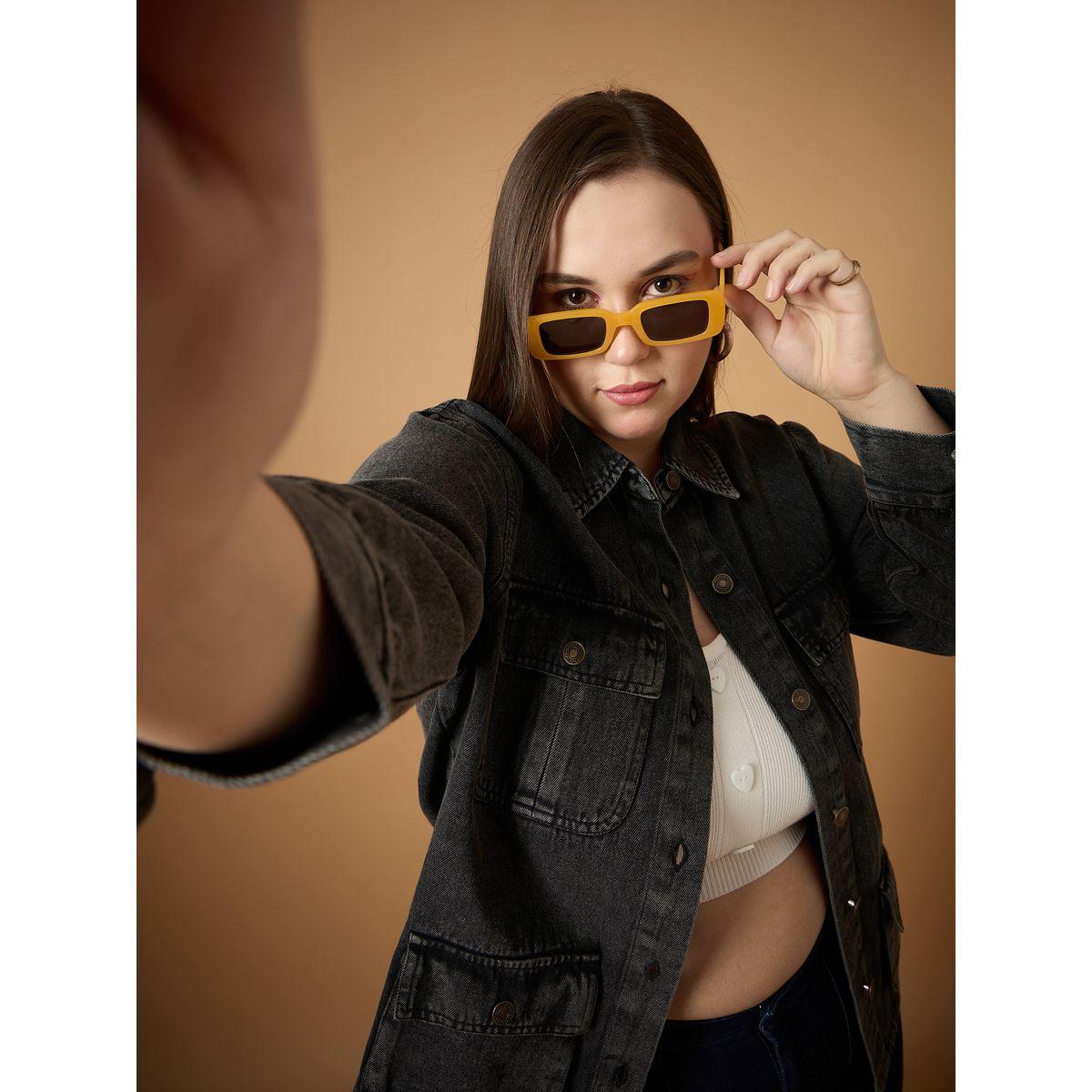 Sassafras X Styli  Plus Size Acid Washed Denim Shacket-women-winterwear-coatsandjackets-jackets-image-2