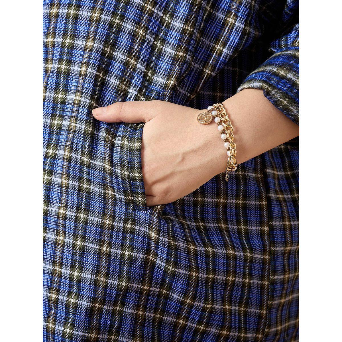 Sassafras X Styli  Plus Size Flannel Checked Regular Fit Buttoned Shacket-women-winterwear-coatsandjackets-jackets-image-5