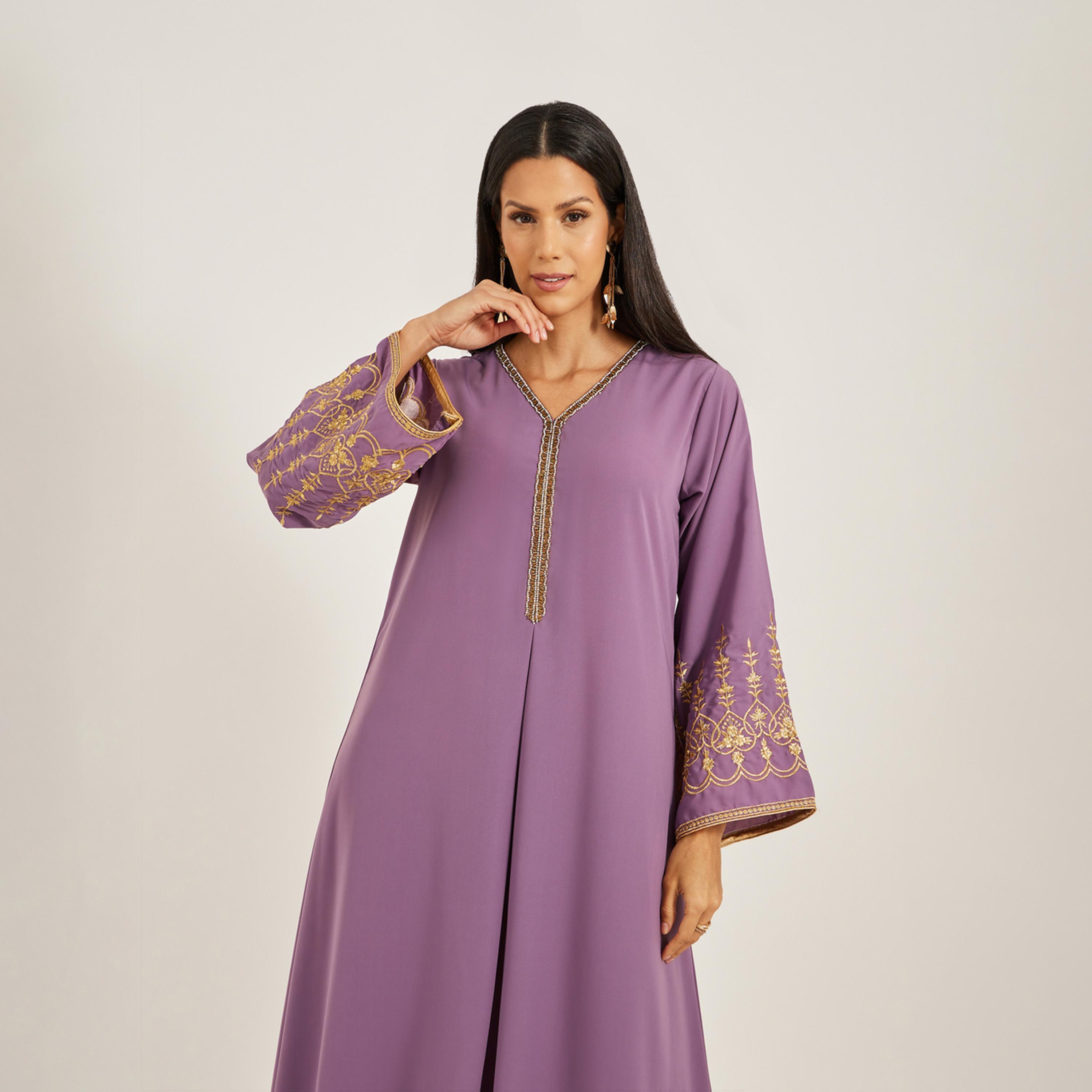 Maxim Creation X Styli Embroidered V-Neck Flared Kaftan-women-arabicclothing-kaftan-image-3