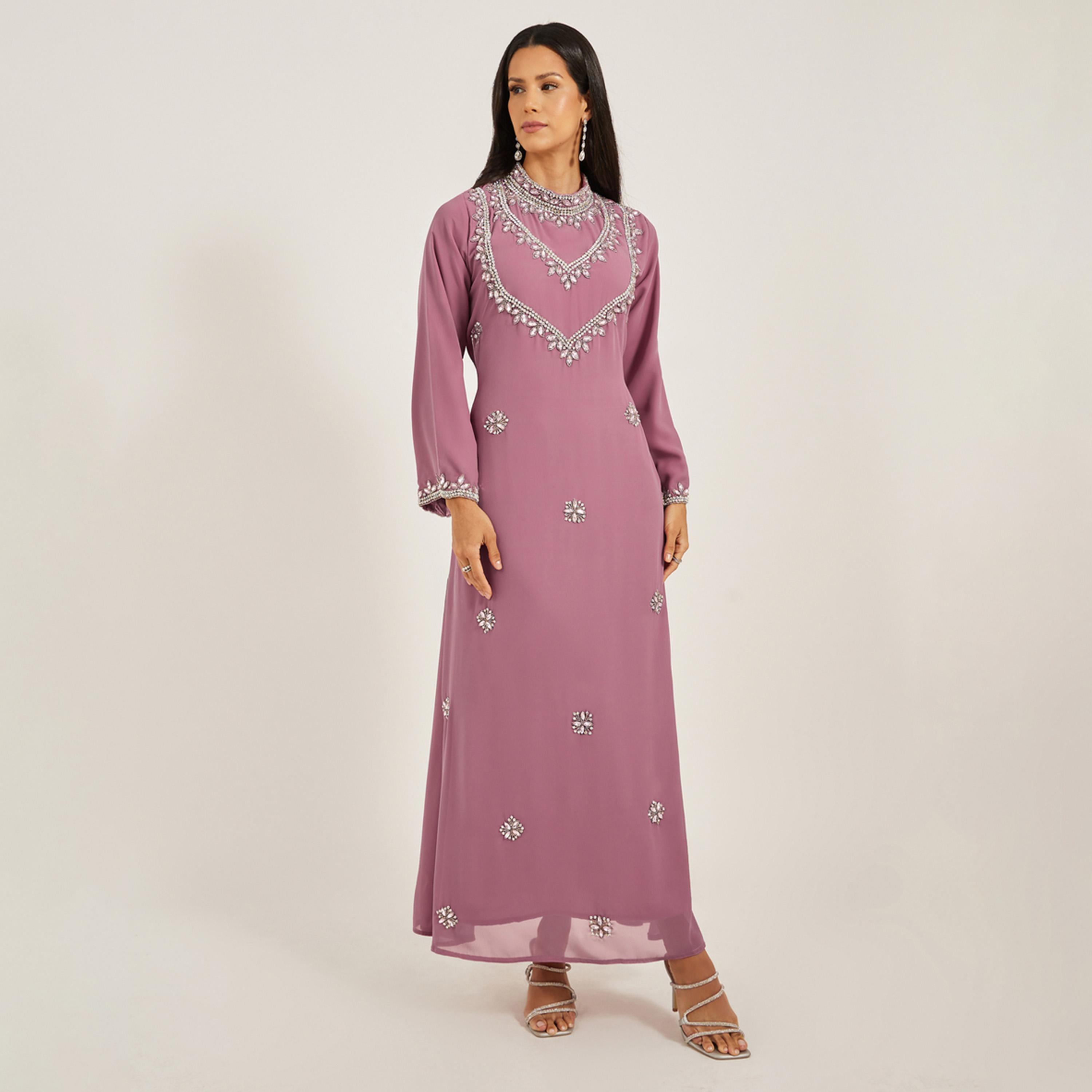 ماكسيم كريشن × ستايلي-  قفطان بنفسجي مع تطريز يدوي كريستالي مفصل-women-arabicclothing-kaftan-image-1