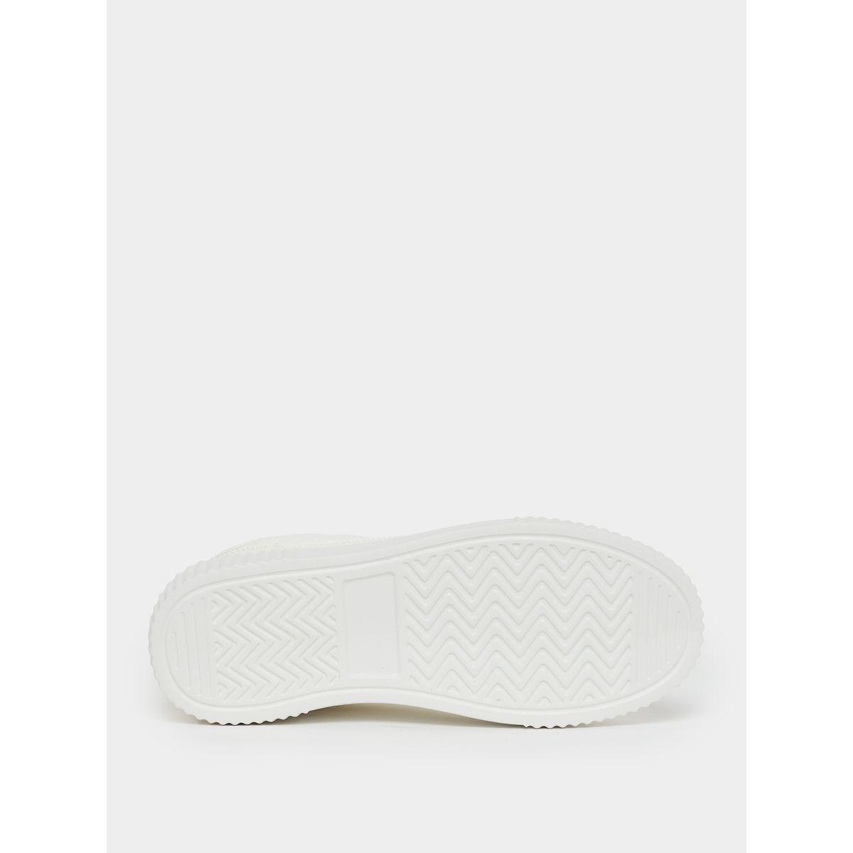 حذاء سنيكرز كلاسيكي برباط غلق-women-shoes-sneakers-image-7