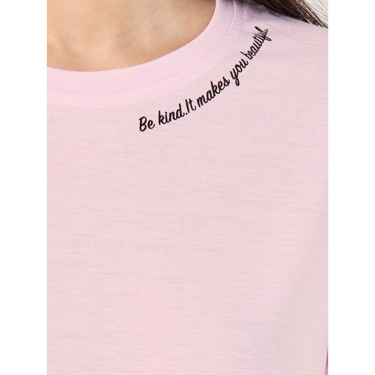 طقم من بنطال بيجاما مع تيشيرت بطبعة كتابة وكشكش-women-clothing-nightwear-pyjamas-longsets-image-4