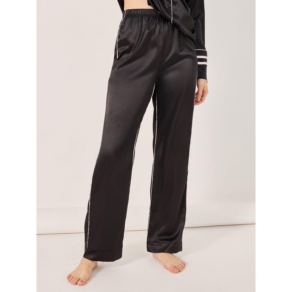 طقم من بنطال بيجاما وبلوزة طويلة بتفاصيل محزوزة-women-clothing-nightwear-pyjamas-longsets-image-5
