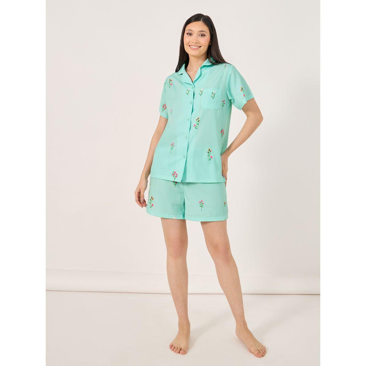 مجموعة من شورت وبلوزة بطبعة زهور وجيب-women-clothing-nightwear-pyjamas-shortsets-image-1