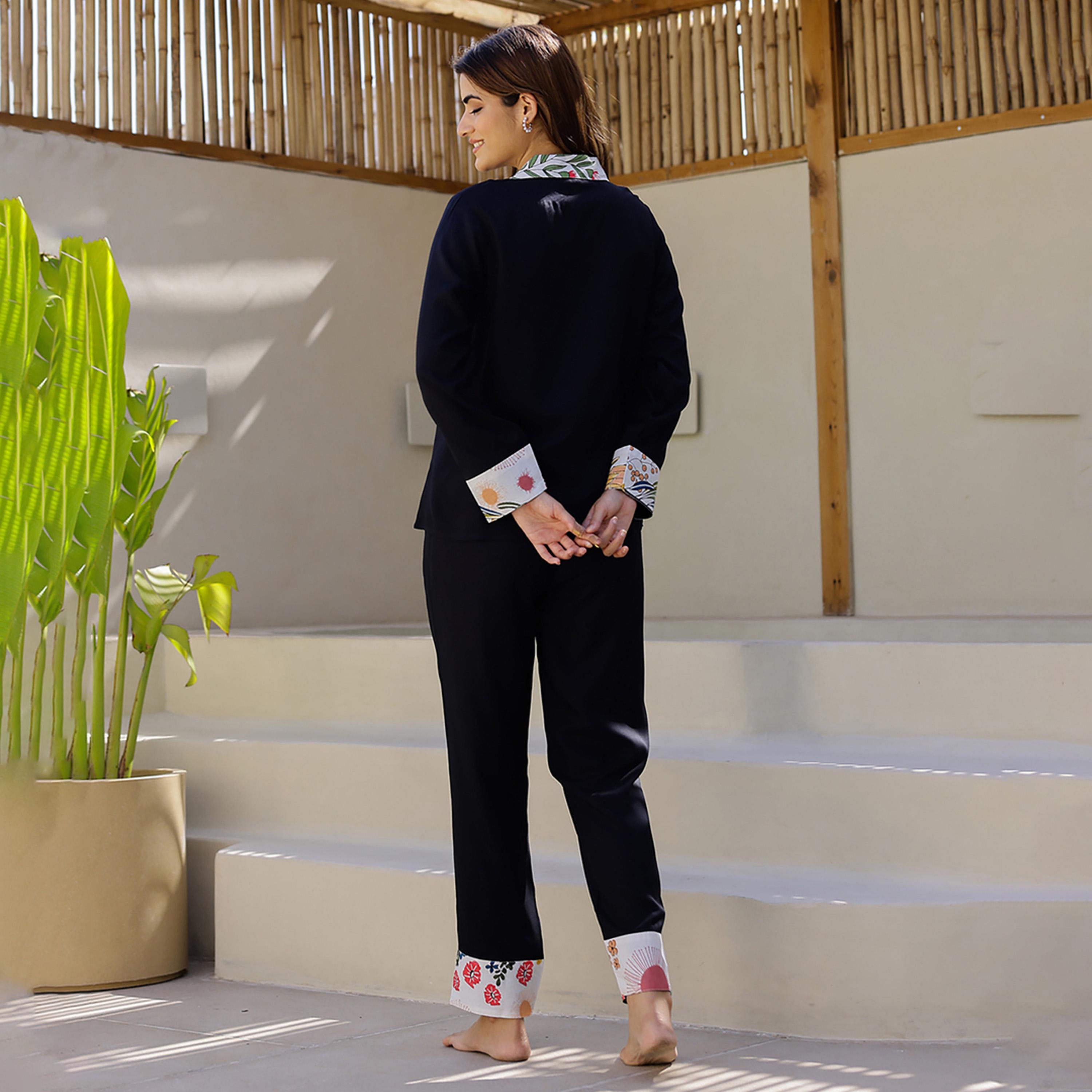 سانسكروتي هومز × ستايلي - طقم قميص وبيجامة مع حافة متباينة-women-clothing-nightwear-pyjamas-longsets-image-2