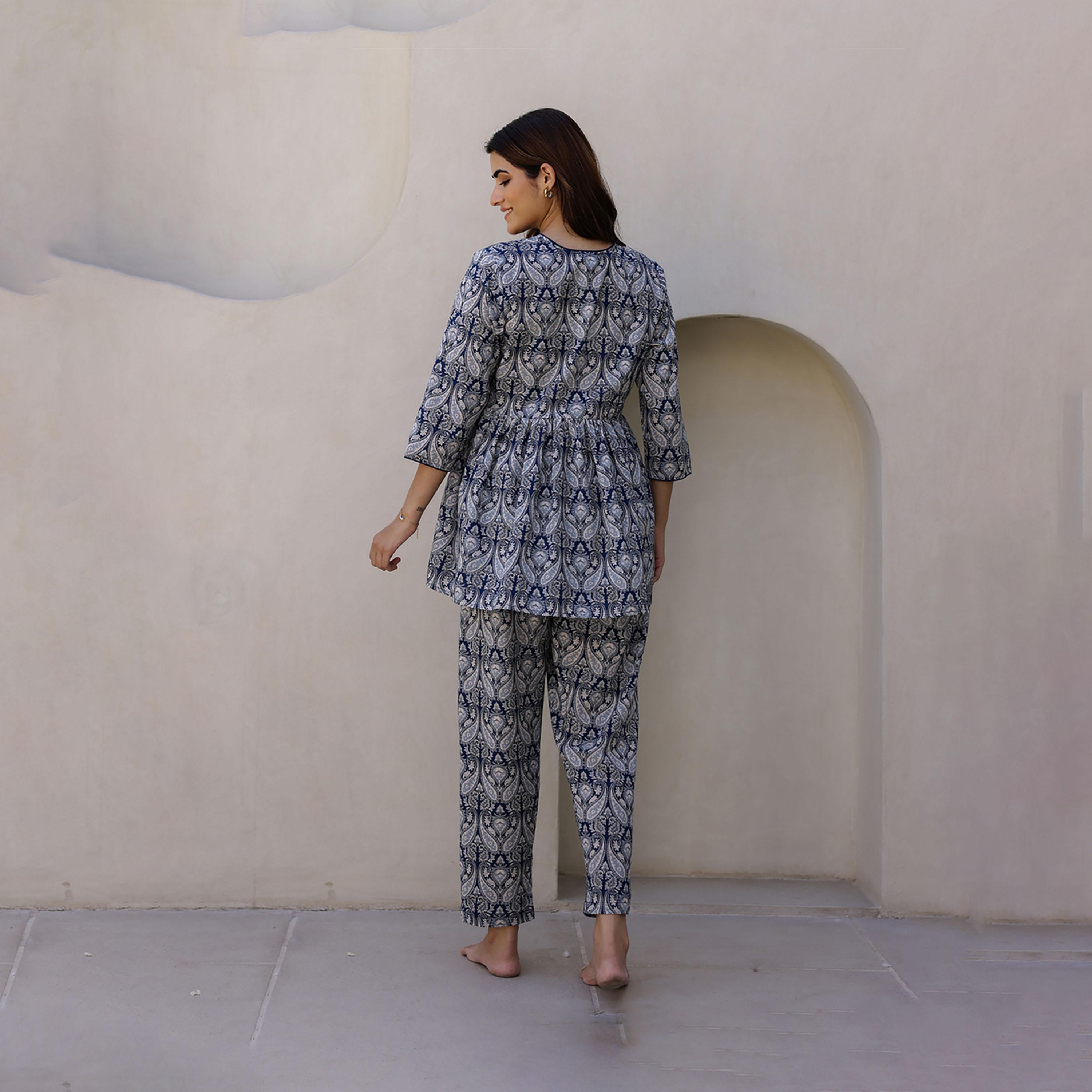 سانسكروتي هومز × ستايلي - طقم نوم من القطن الخالص بطبعات عرقية-women-clothing-nightwear-pyjamas-longsets-image-2