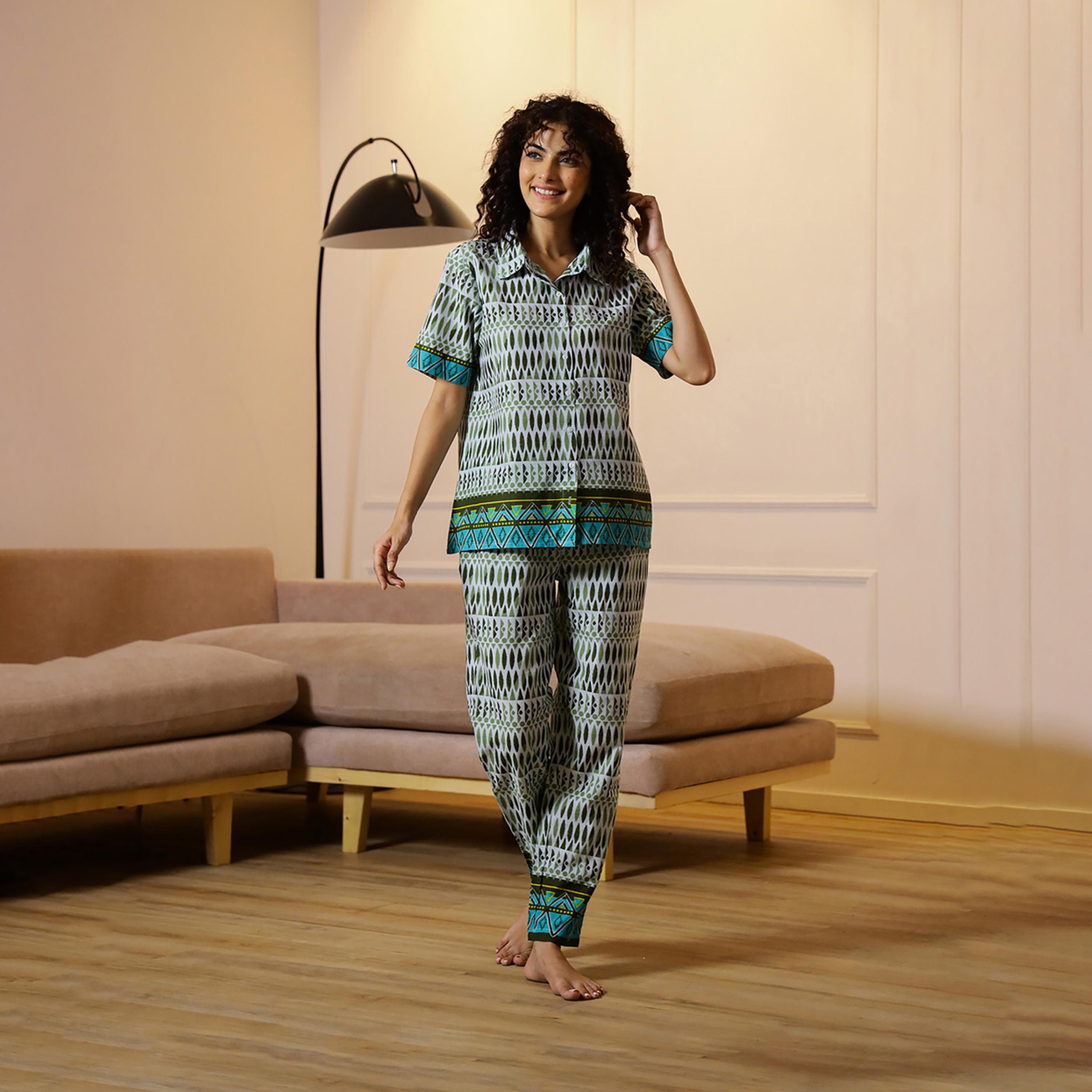 سانسكروتي هومز × ستايلي - طقم نوم للنساء بطبعة هندسية-women-clothing-nightwear-pyjamas-longsets-image-1