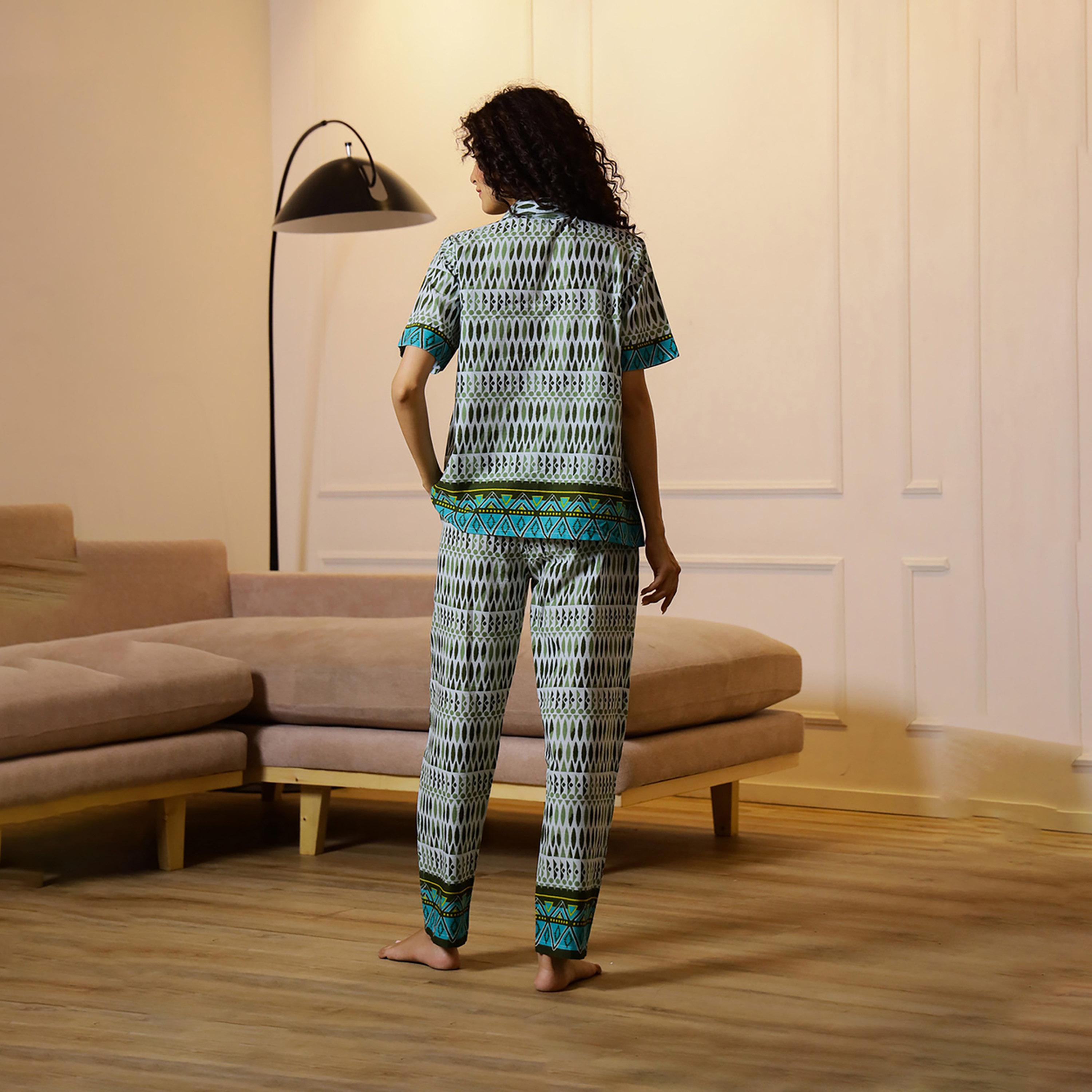 سانسكروتي هومز × ستايلي - طقم نوم للنساء بطبعة هندسية-women-clothing-nightwear-pyjamas-longsets-image-4