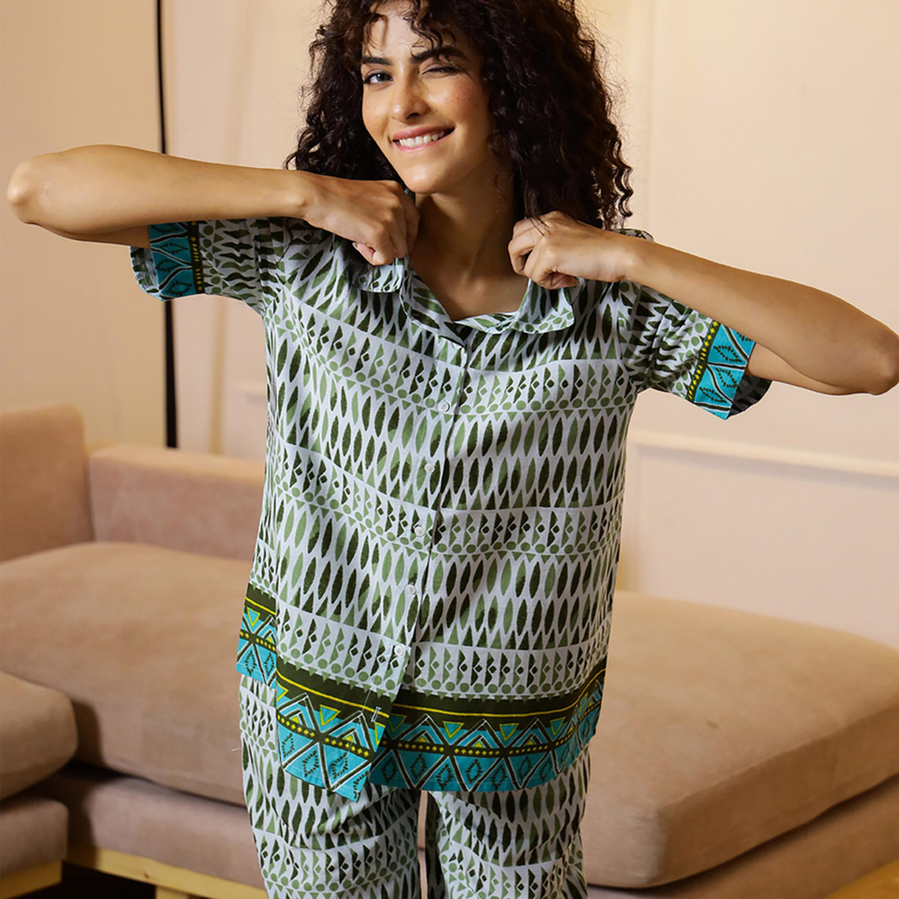 سانسكروتي هومز × ستايلي - طقم نوم للنساء بطبعة هندسية-women-clothing-nightwear-pyjamas-longsets-image-5