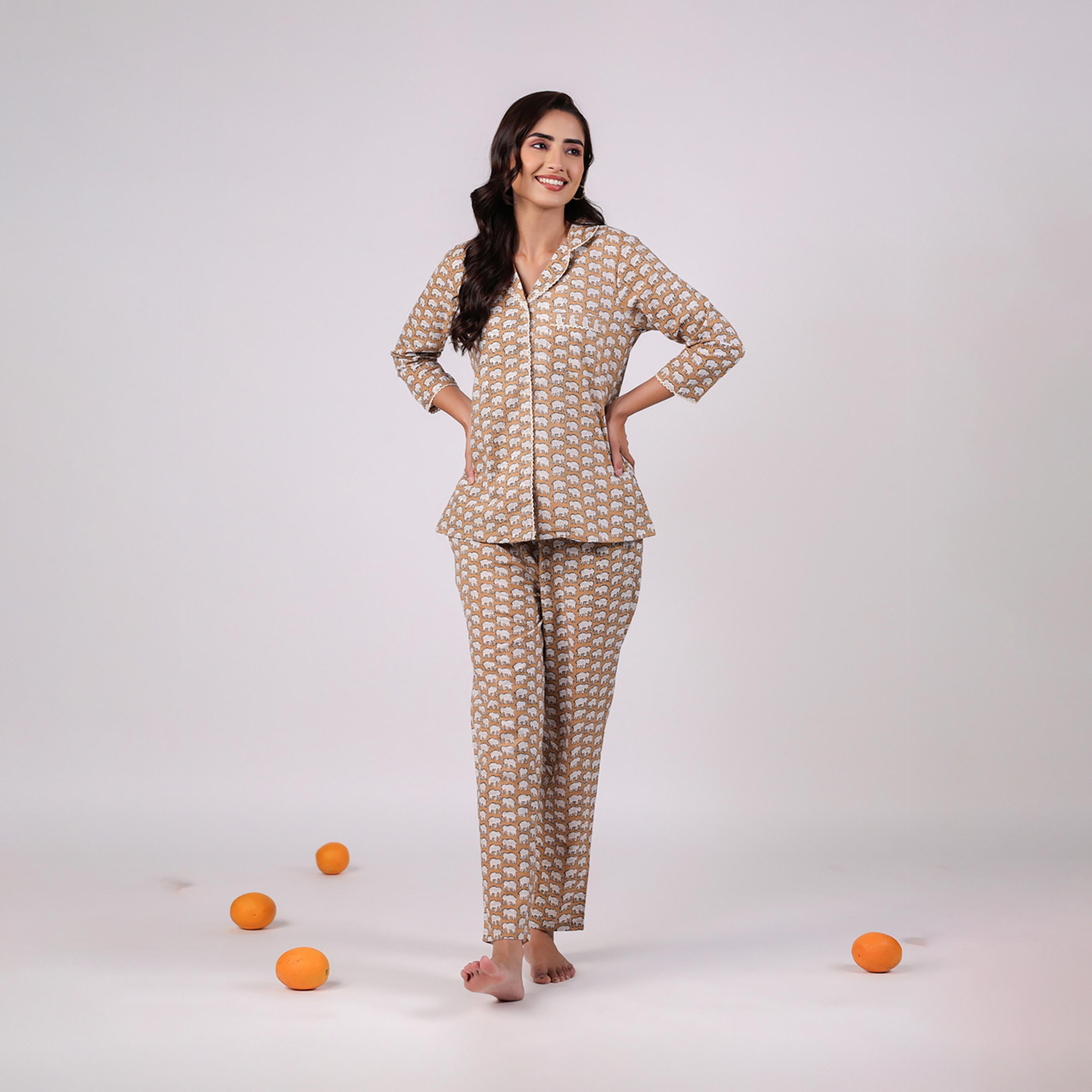 سانسكروتي هومز × ستايلي - طقم نوم للنساء مطبوع من القطن الخالص-women-clothing-nightwear-pyjamas-longsets-image-1
