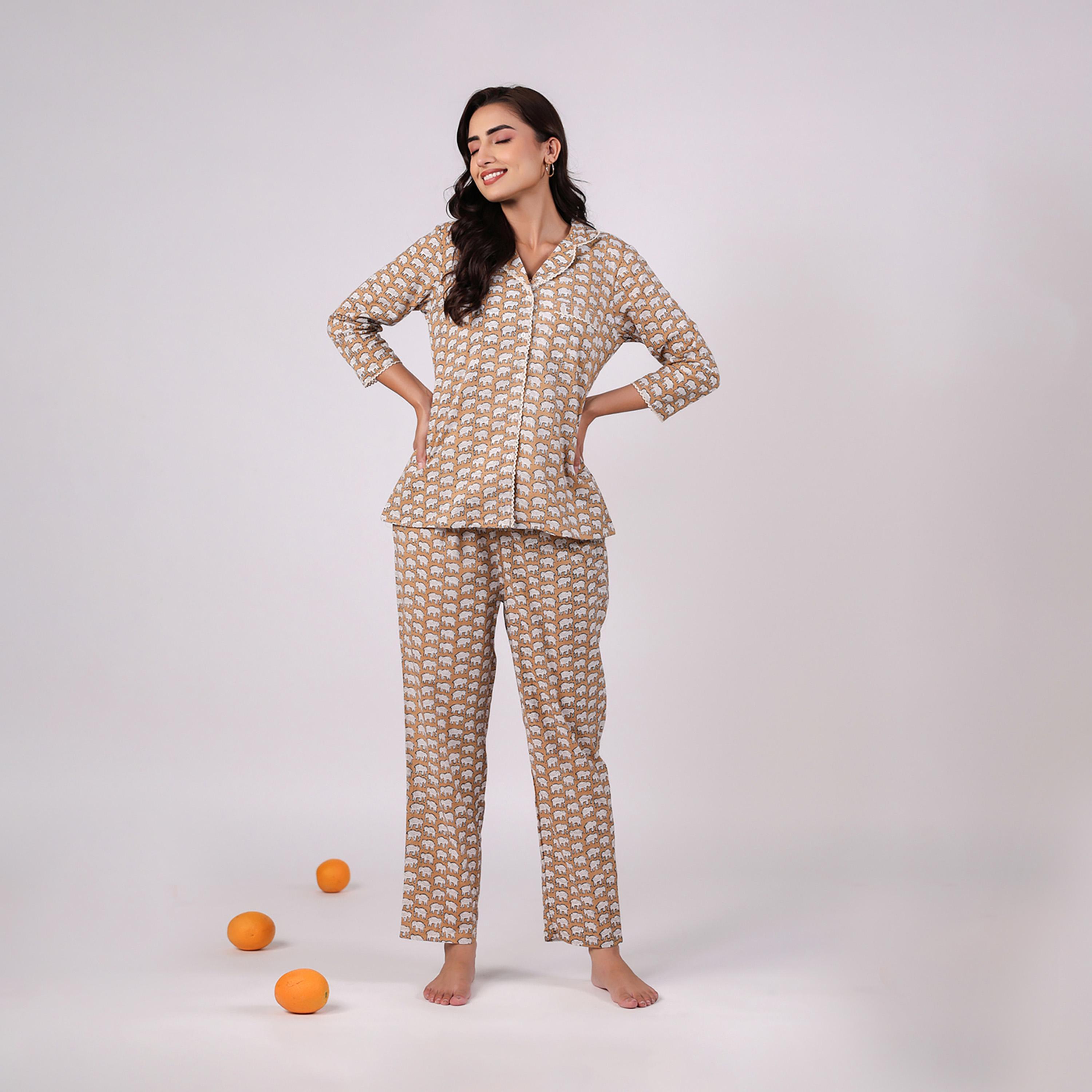 سانسكروتي هومز × ستايلي - طقم نوم للنساء مطبوع من القطن الخالص-women-clothing-nightwear-pyjamas-longsets-image-4