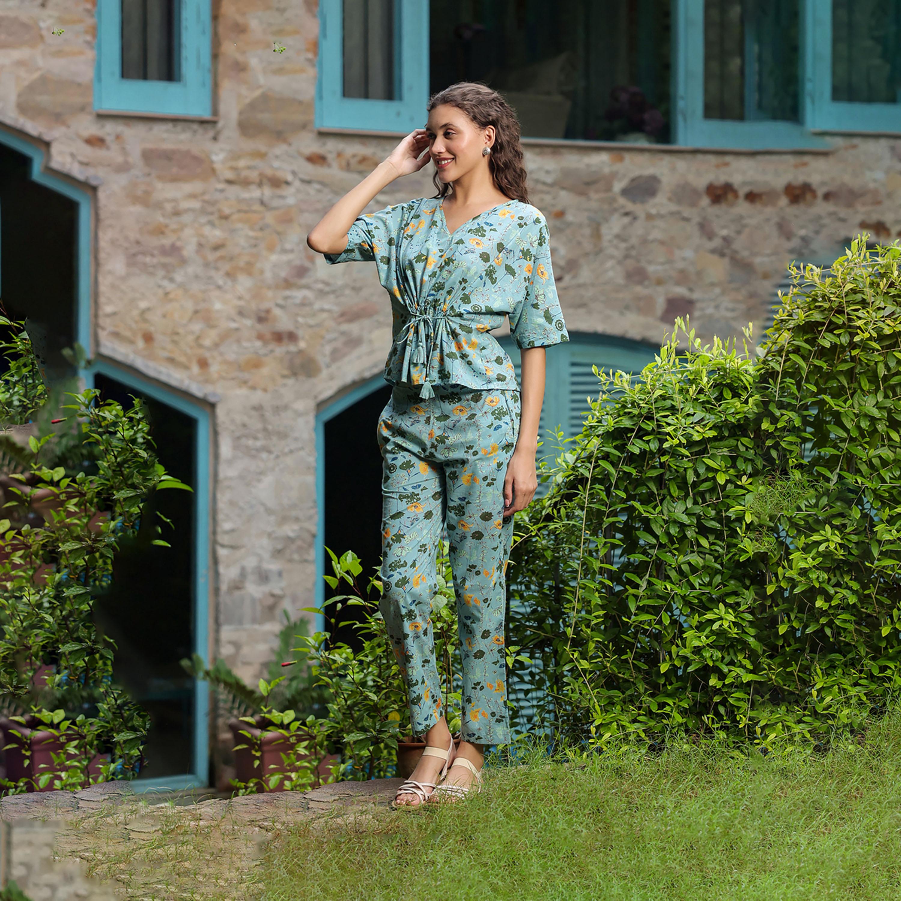 Sanskrutihomes X Styli Printed Pure Cotton Top With Trousers Co-Ords-women-clothing-nightwear-pyjamas-longsets-image-4