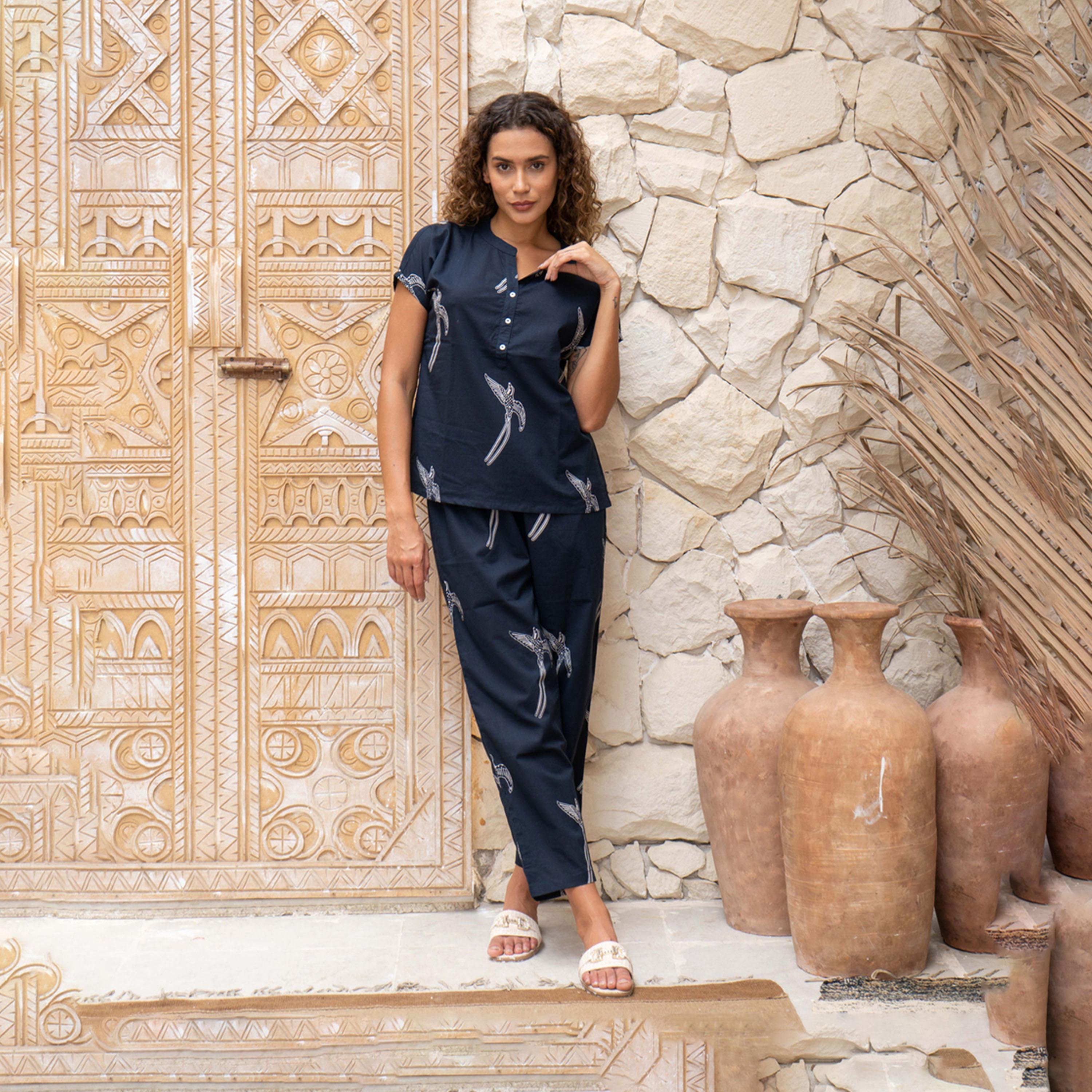 سانسكروتي هومز × ستايلي - بلوزة من القطن الخالص مطبوعة مع بنطلون-women-clothing-nightwear-pyjamas-longsets-image-6