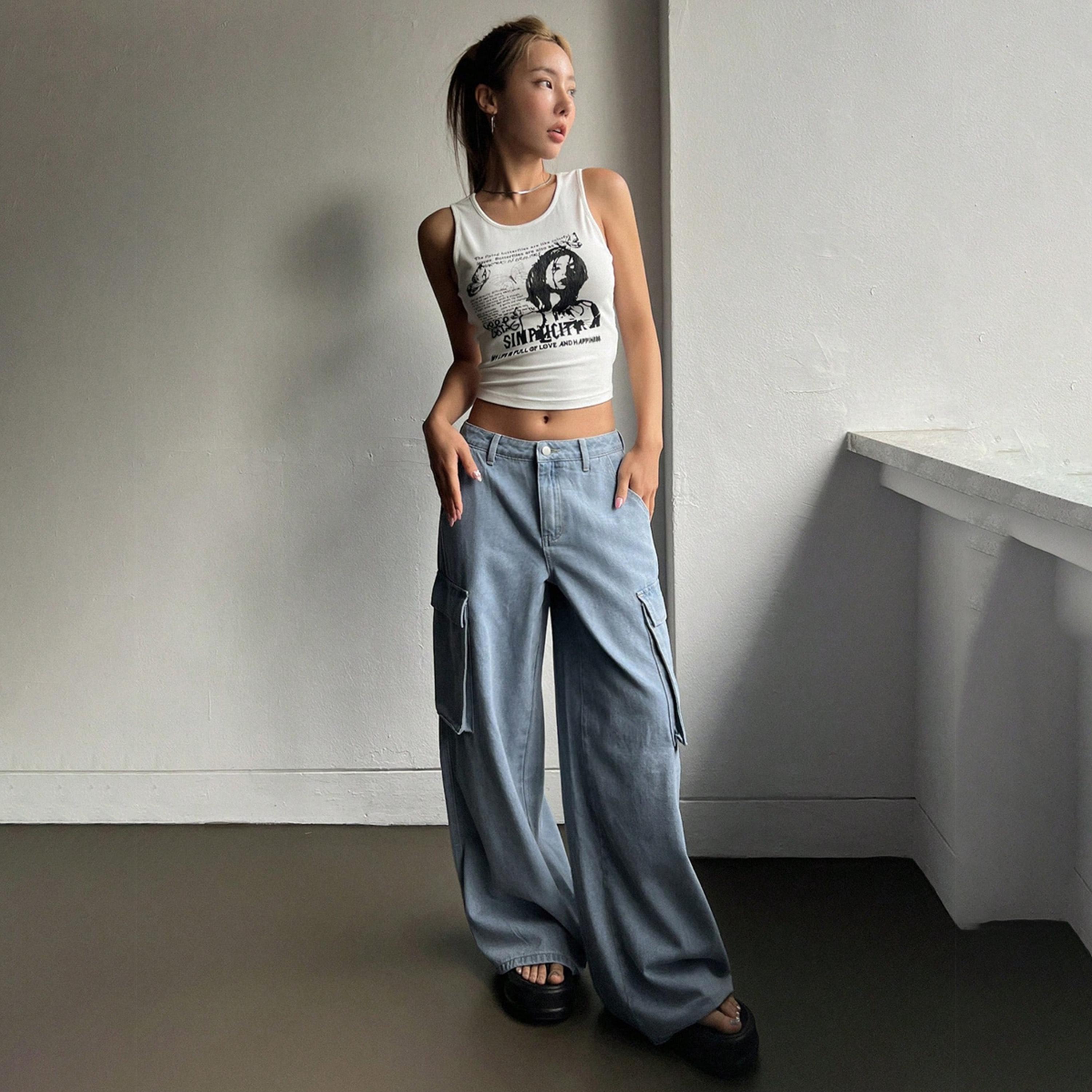 Kotty X Styli Womens Wide Leg High-Rise Low Distress Stretchable Cargo Jeans-women-clothing-bottoms-jeans-image-5