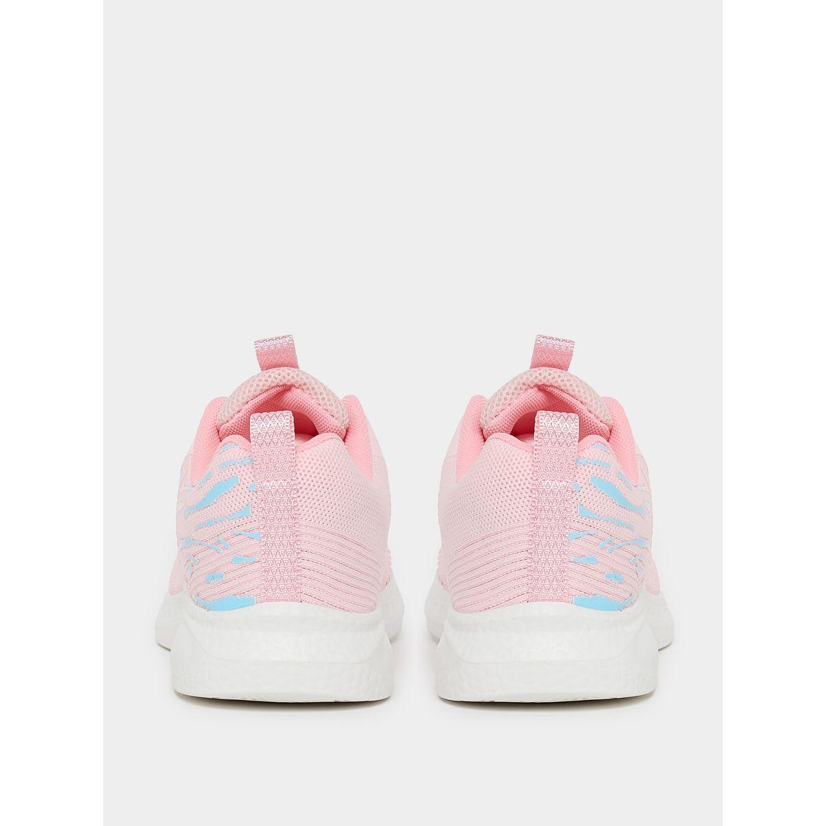 حذاء سنيكرز بتفاصيل شبكية ورباط غلق-women-shoes-sneakers-image-5