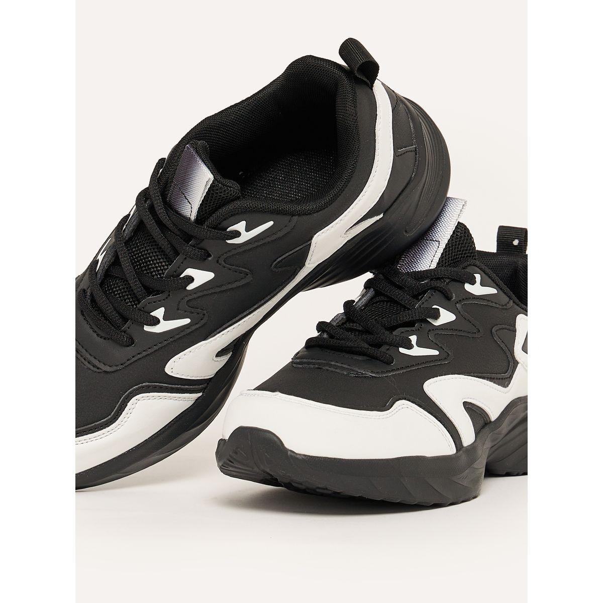حذاء سنيكرز بنعل شانكي ورباط غلق-women-shoes-sneakers-image-4