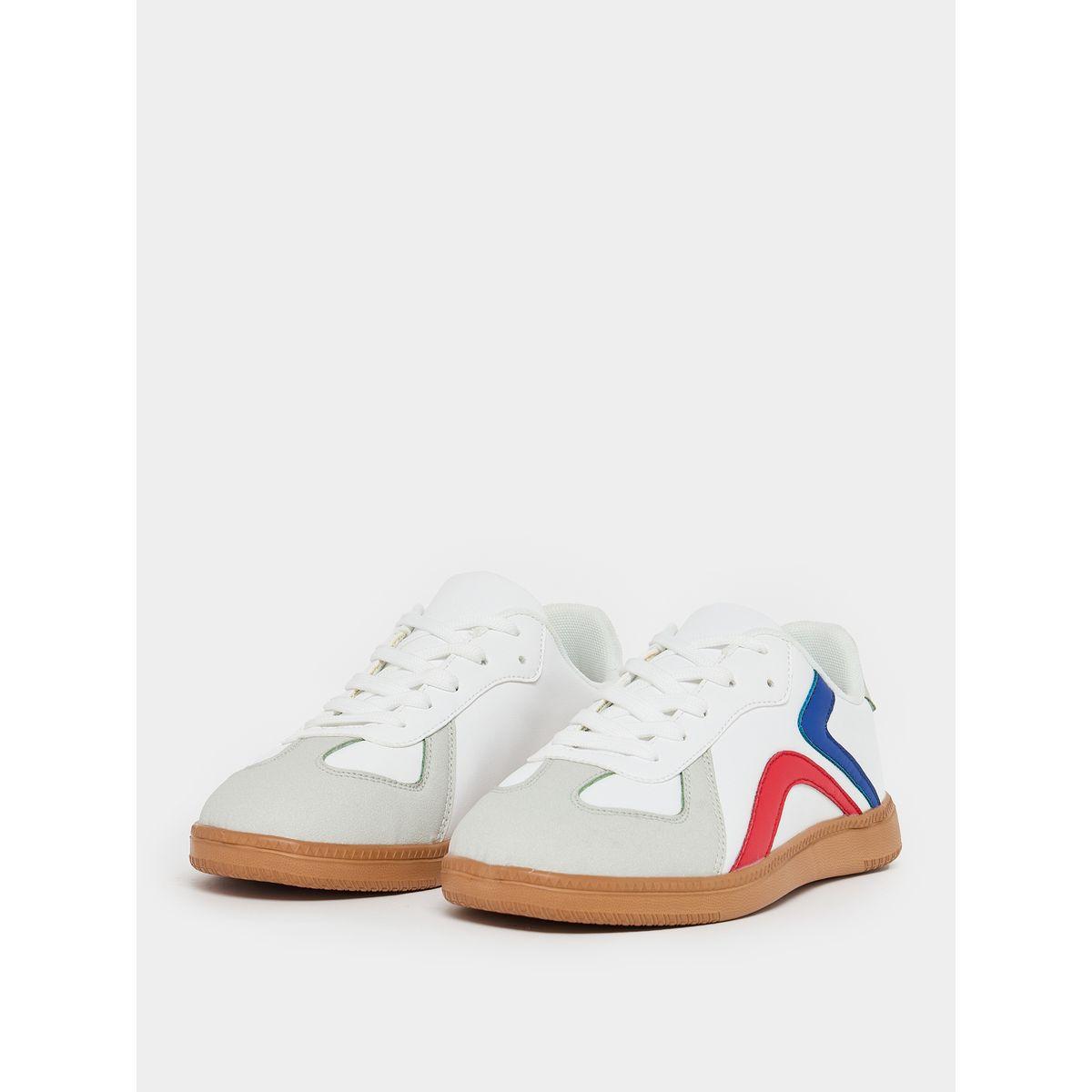 حذاء سنيكرز بنعل مطاط ورباط غلق-women-shoes-sneakers-image-3