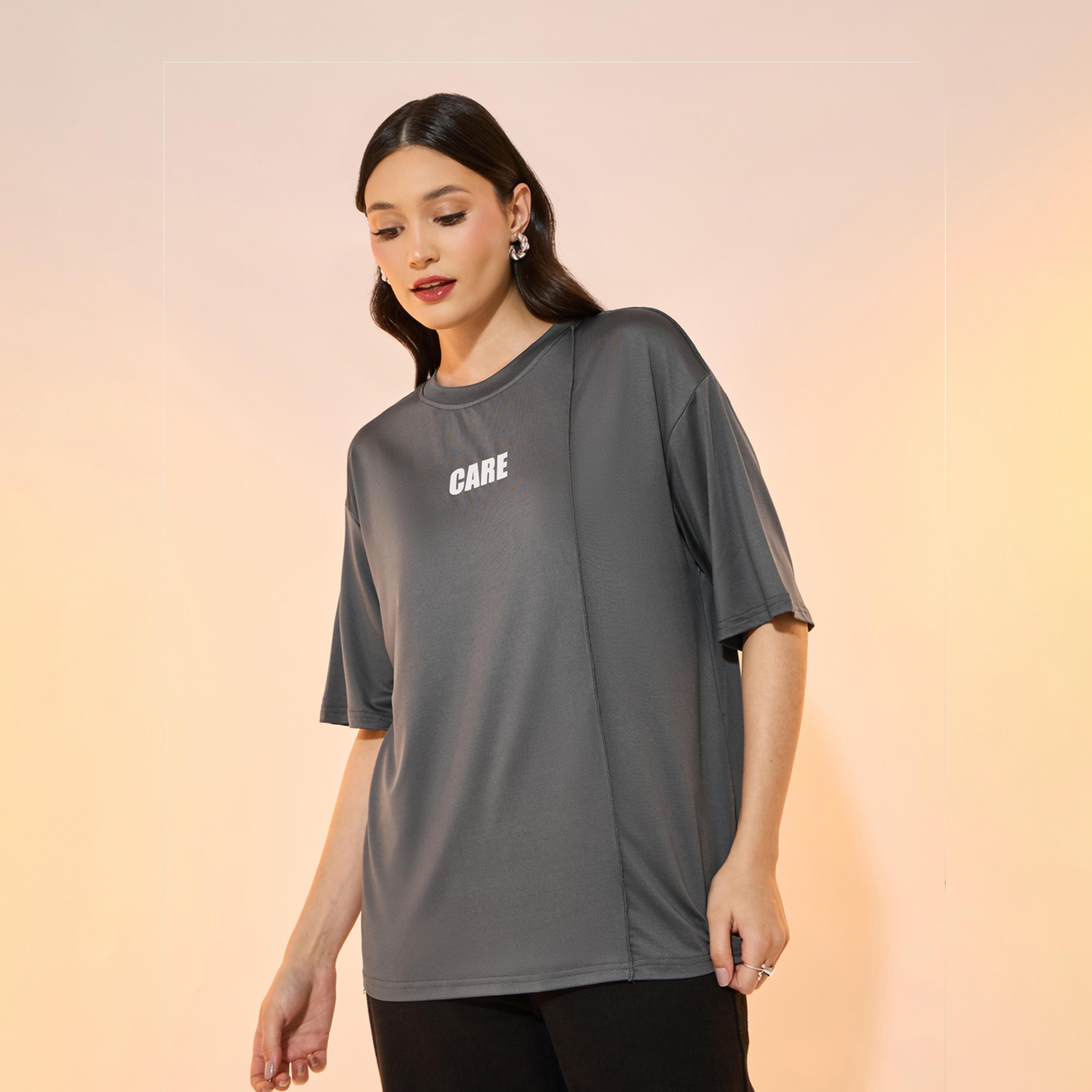 تيشيرت فضفاض بطبعة كتابة وياقة دائرية-women-clothing-tshirts-image-4