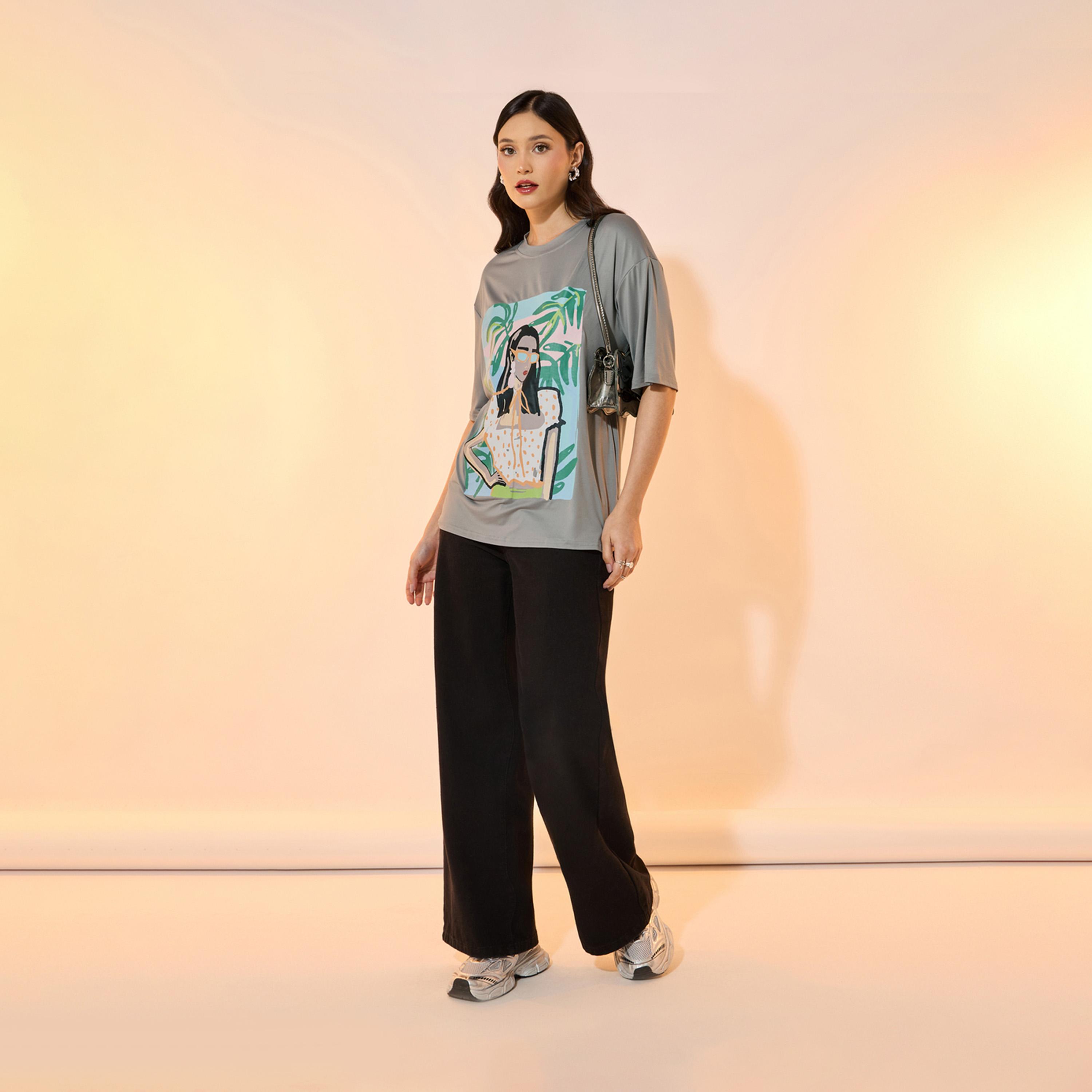 تيشيرت فضفاض بطبعة جرافيك وياقة دائرية-women-clothing-tshirts-image-2