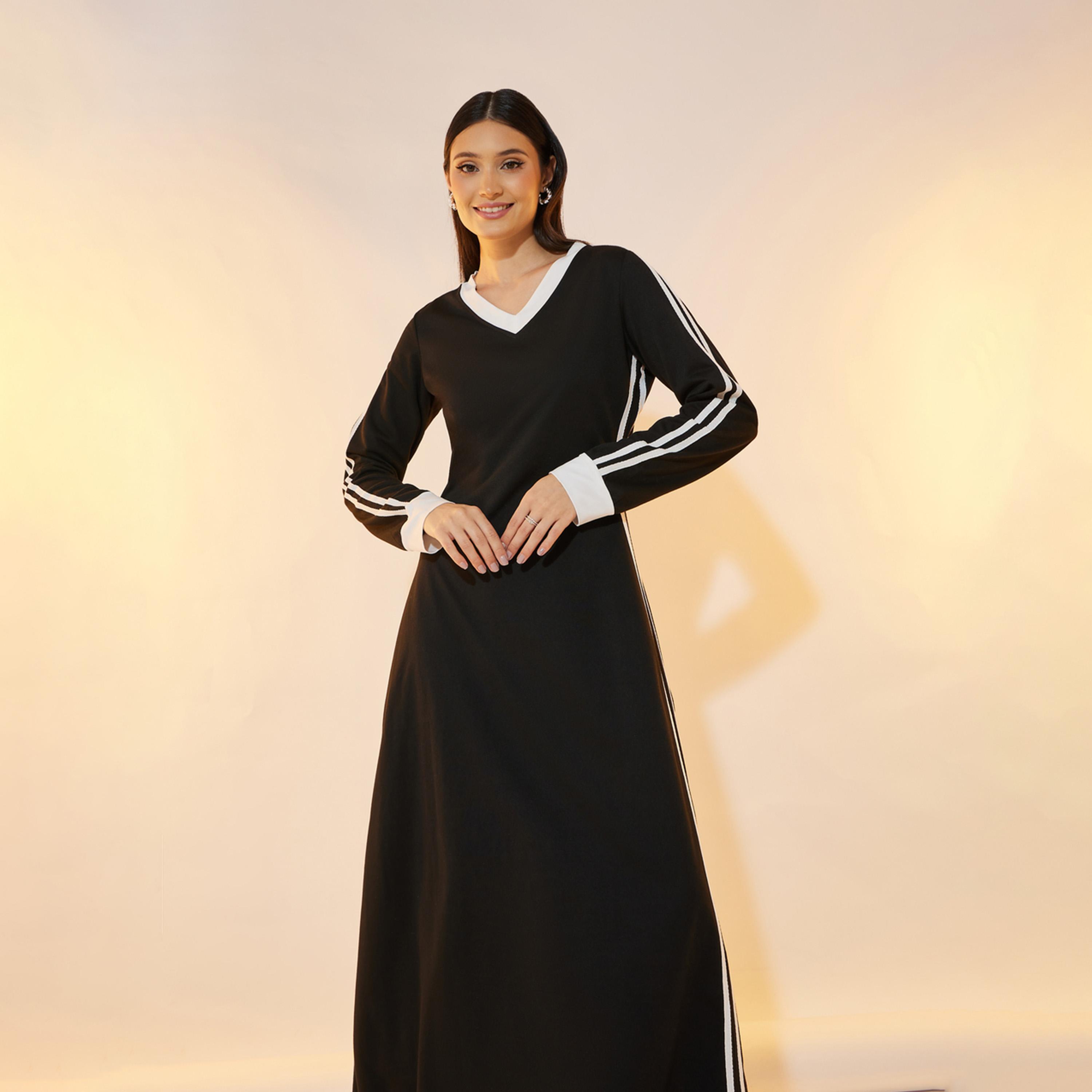 فستان طويل بخطوط جانبية وتفاصيل مُتباينة-women-clothing-dresses-image-2
