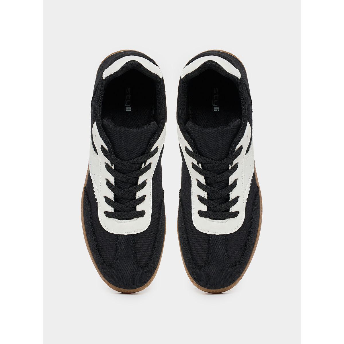 حذاء سنيكرز بتفاصيل مُتباينة-women-shoes-sneakers-image-6
