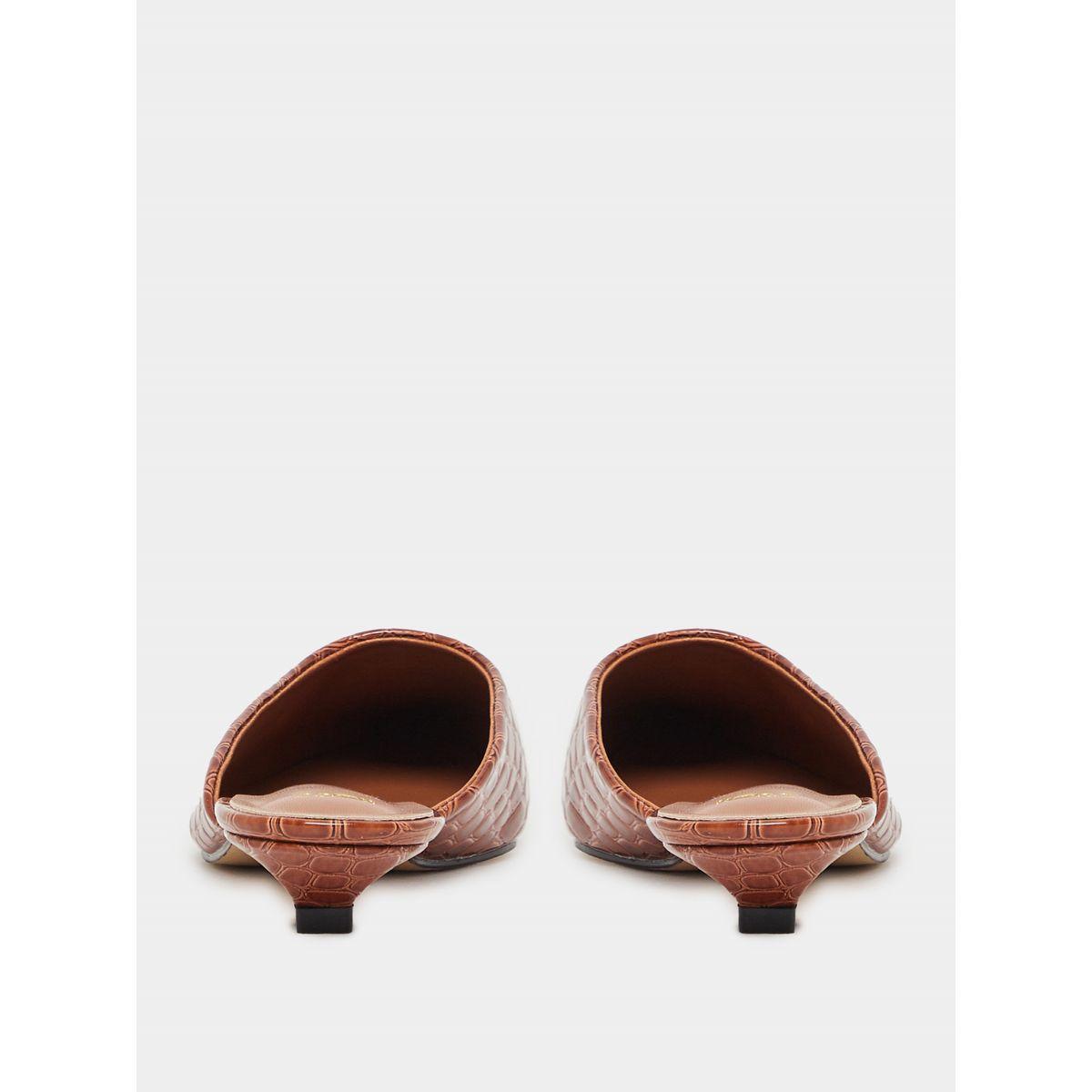حذاء ميولز بمقدمة مدببة وتفاصيل بارزة الملمس-women-shoes-loafersandmoccasins-image-3