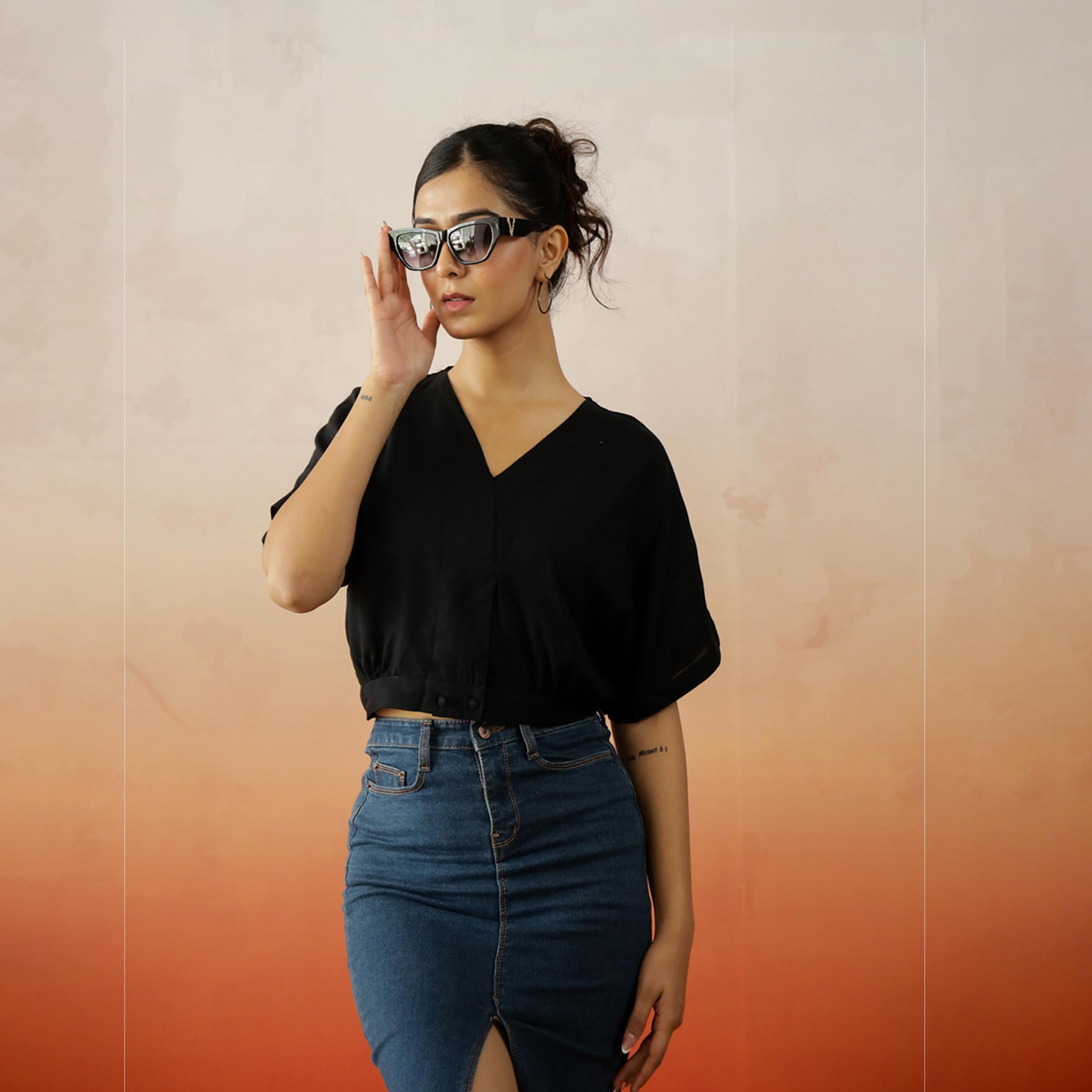 سانسكروتي هومز × ستايلي - بلوزة قطنية سادة بأكمام ممتدة ورقبة على شكل V-women-clothing-shirtsandblouses-blouses-image-4