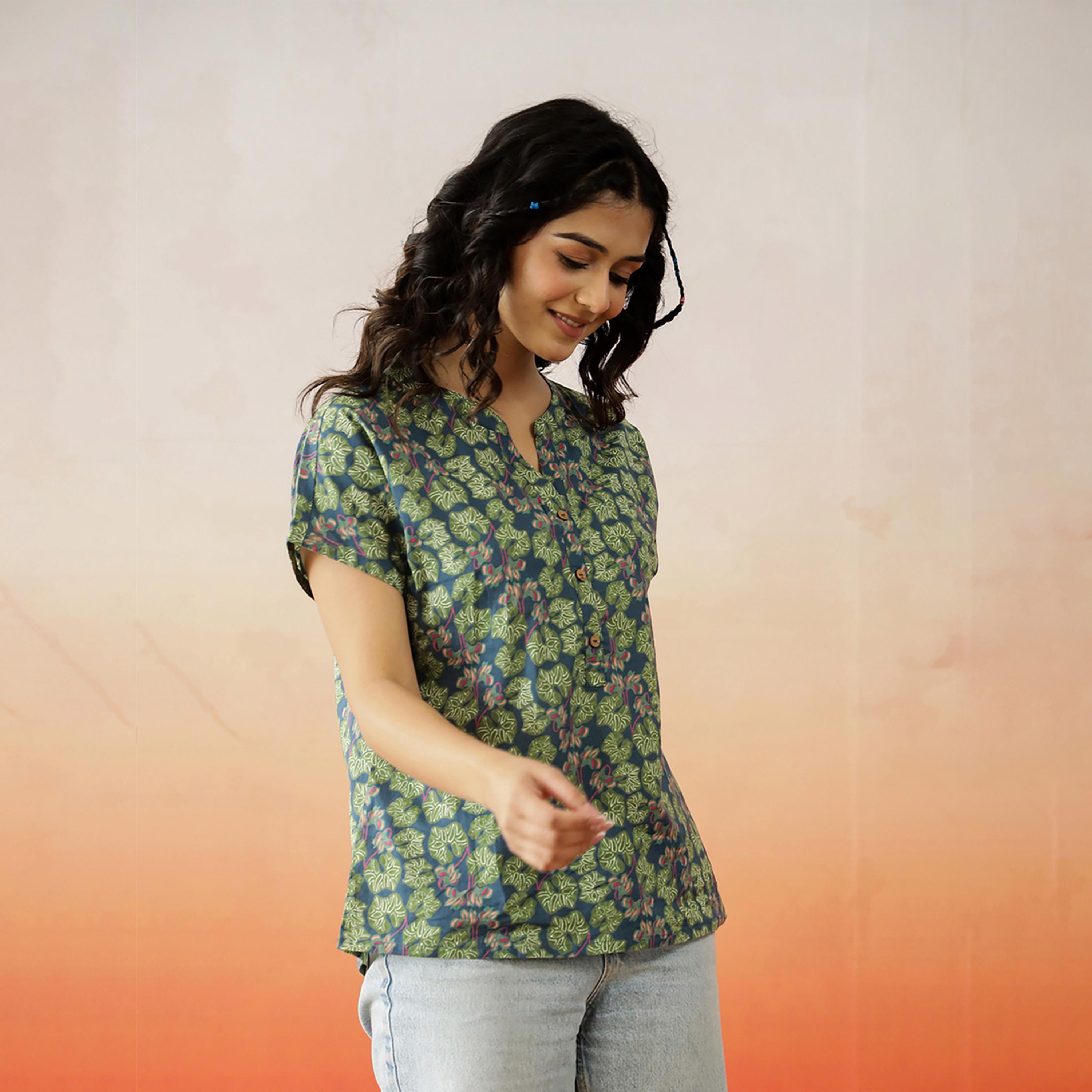 سانسكروتي هومز × ستايلي - بلوزة نسائية من القطن الخالص بطبعة زهور-women-clothing-shirtsandblouses-blouses-image-7