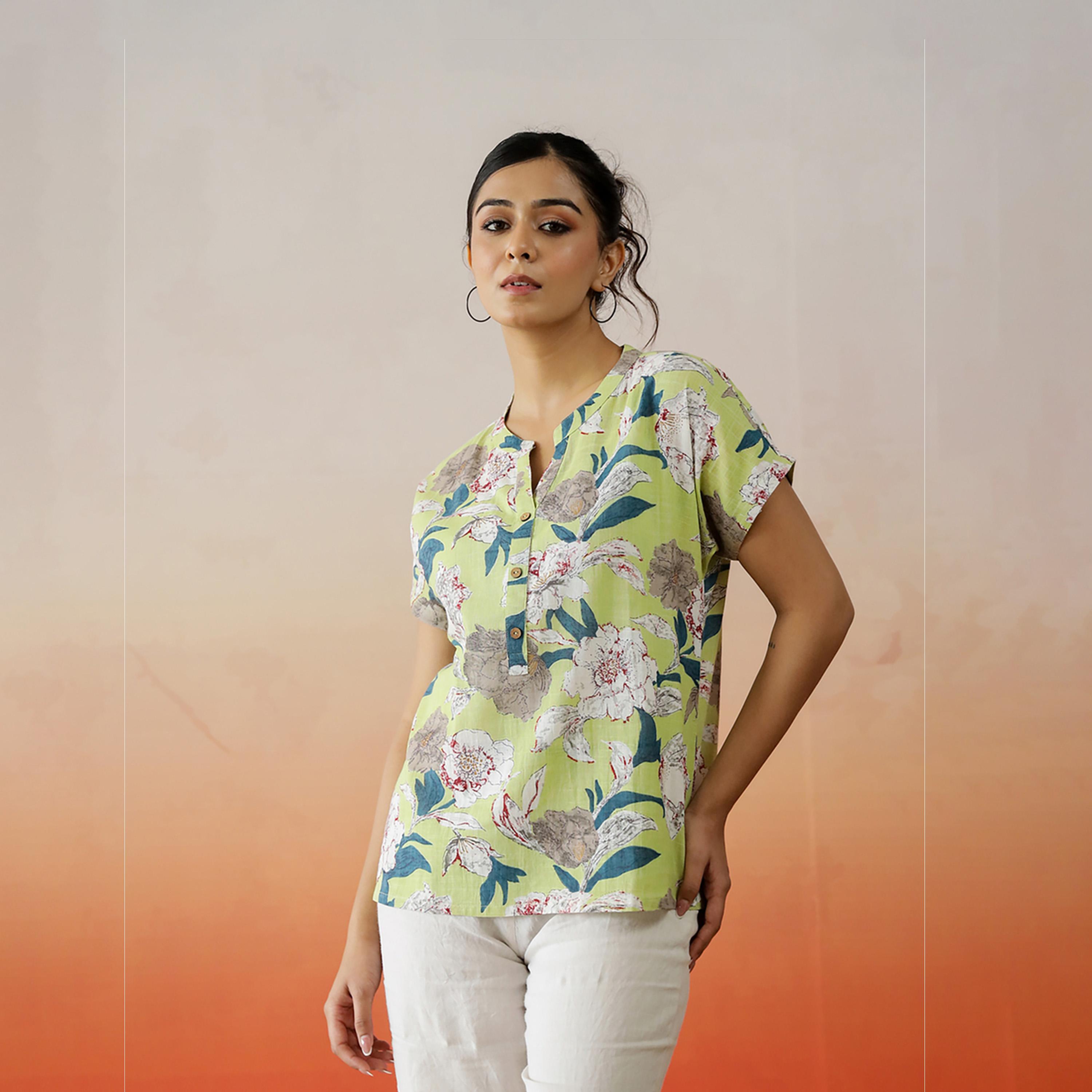 سانسكروتي هومز × ستايلي - بلوزة قطنية بطبعة زهور بأكمام ممتدة وفتحة رقبة صغيرة-women-clothing-shirtsandblouses-blouses-image-4