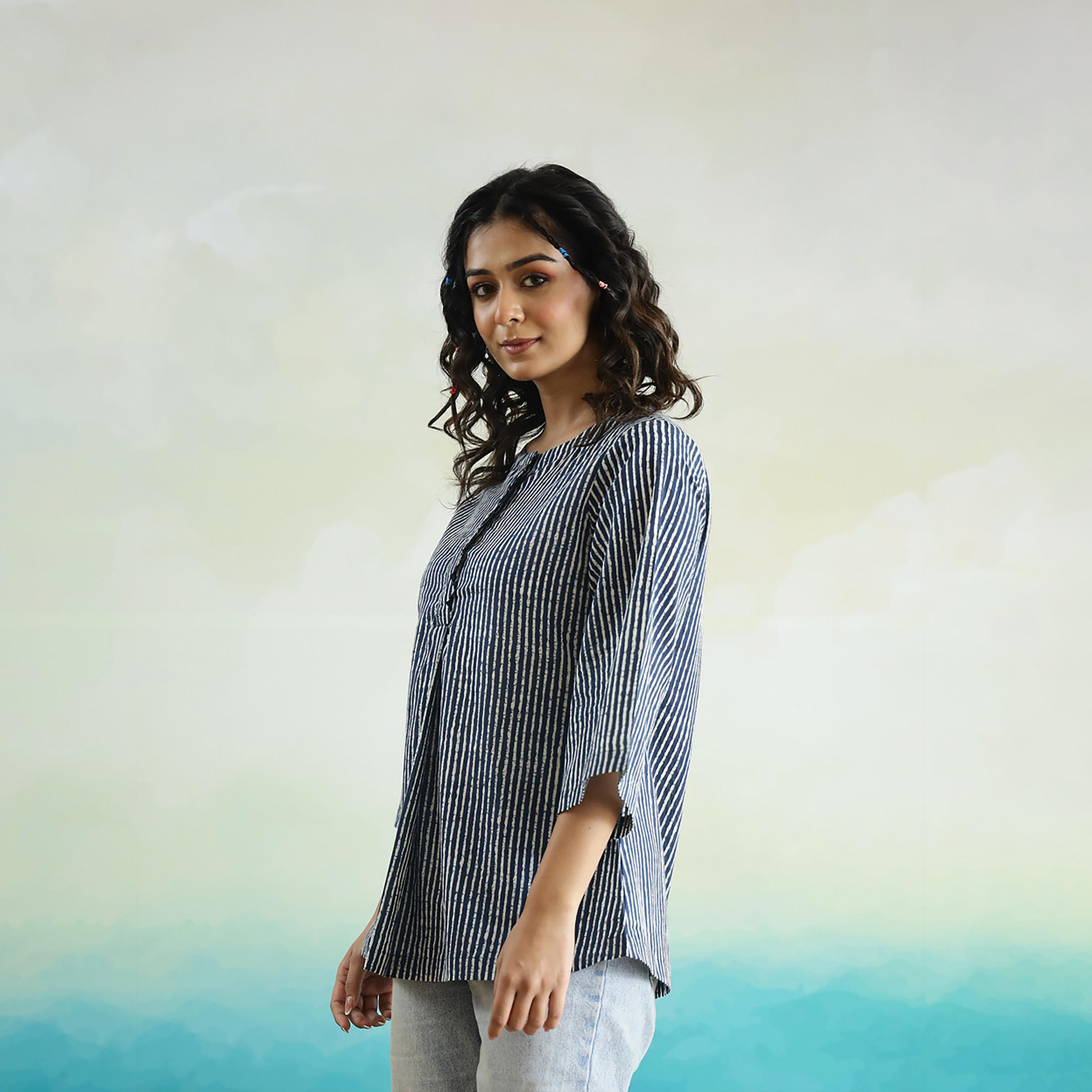 سانسكروتي هومز × ستايلي - بلوزة قطن مخططة برقبة مستديرة وقصّة عادية-women-clothing-shirtsandblouses-blouses-image-4