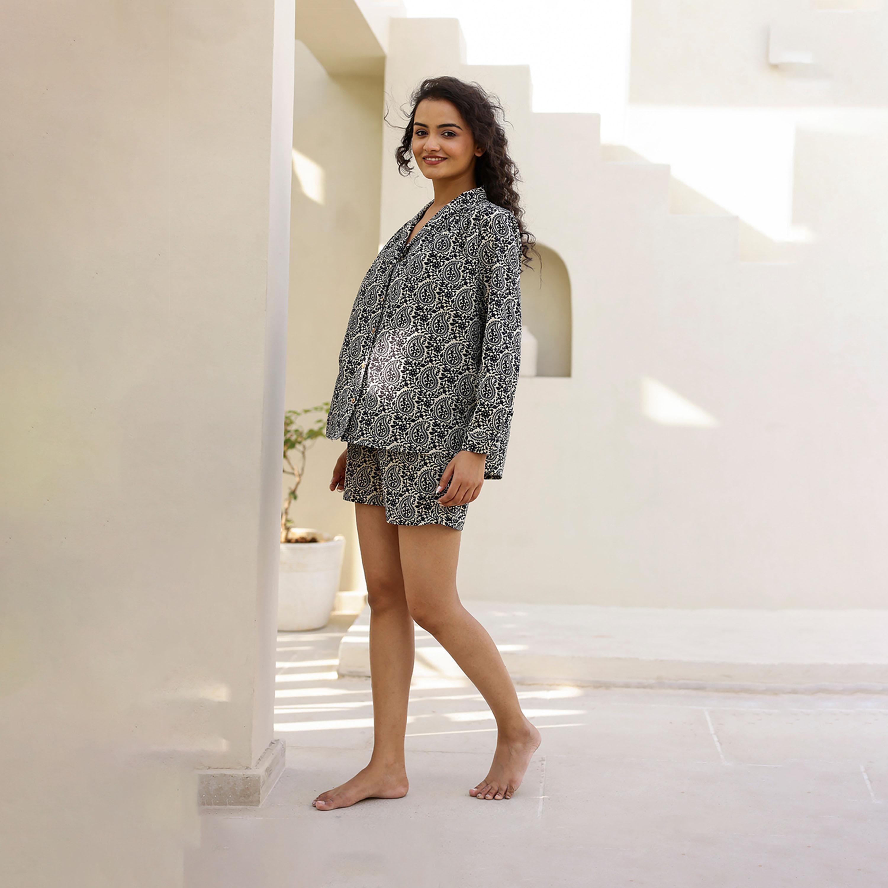 Sanskrutihomes X Styli All-Over Print V-Neck Top With Shorts Co-Ords-women-clothing-coordsets-image-2