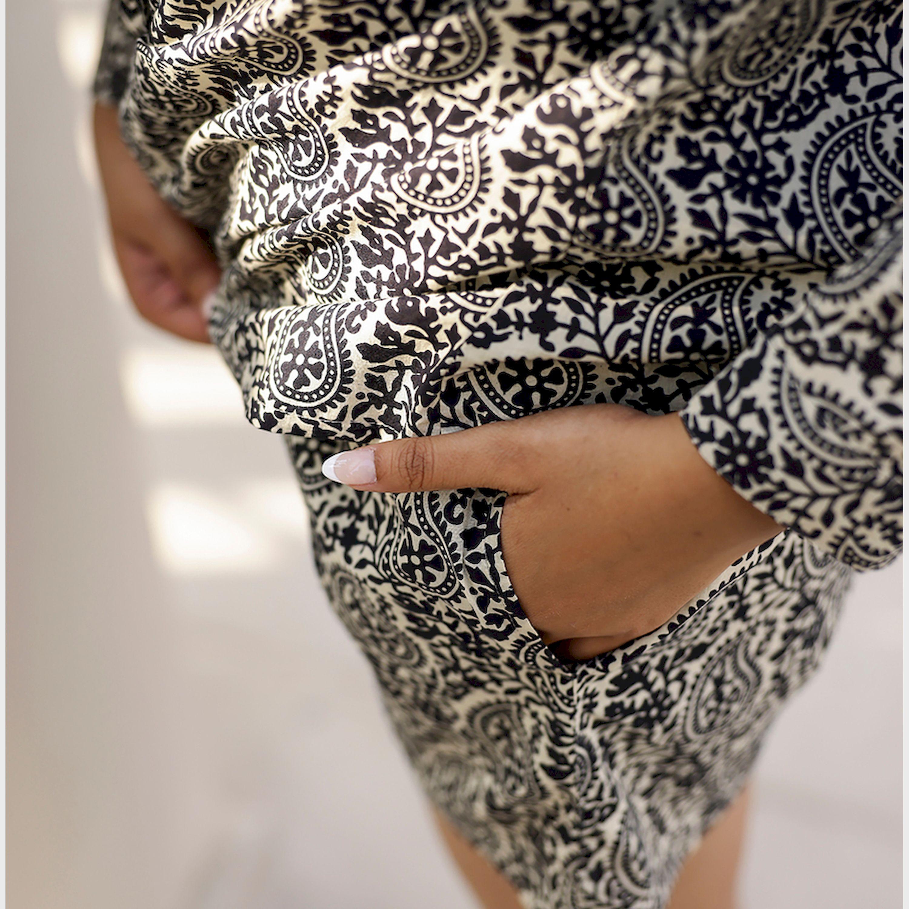 Sanskrutihomes X Styli All-Over Print V-Neck Top With Shorts Co-Ords-women-clothing-coordsets-image-6