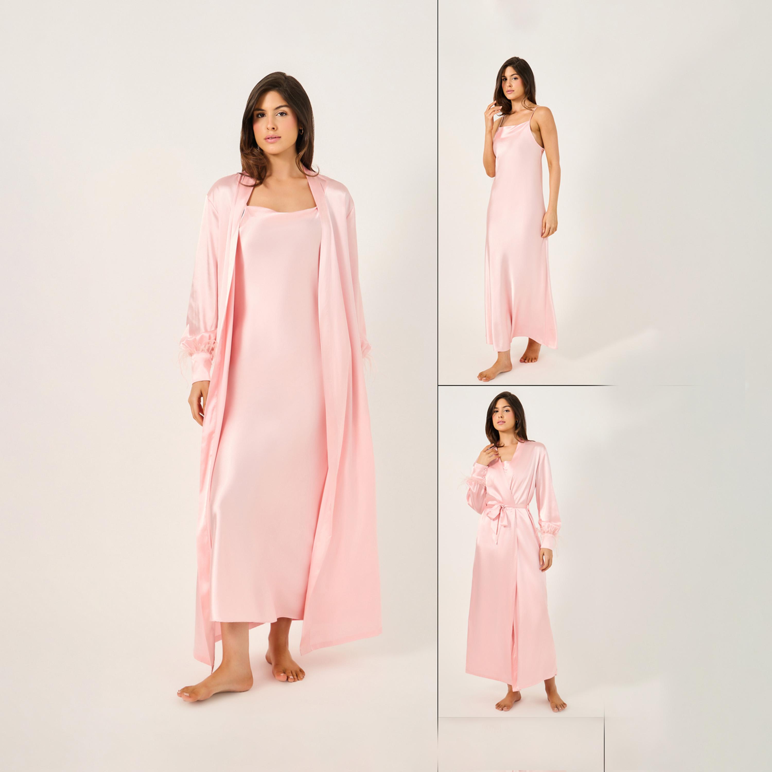 ستايلي - طقم قطعتين - روب مزين بالريش الصناعي وفستان داخلي-women-clothing-nightwear-robes-image-1