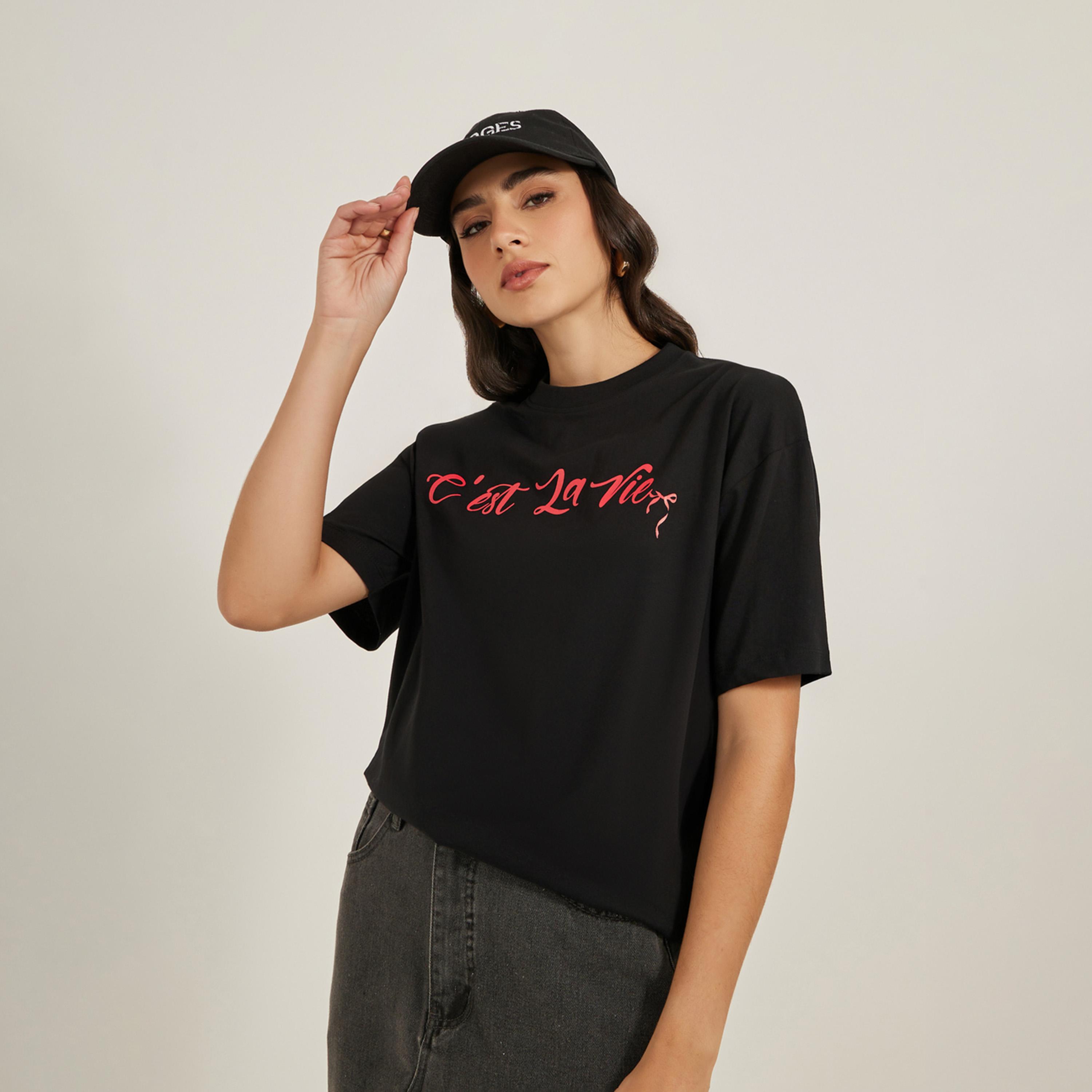 ستايلي - تي شيرت كبير الحجم بطبعة شعار ورقبة دائرية-women-clothing-tshirts-image-1