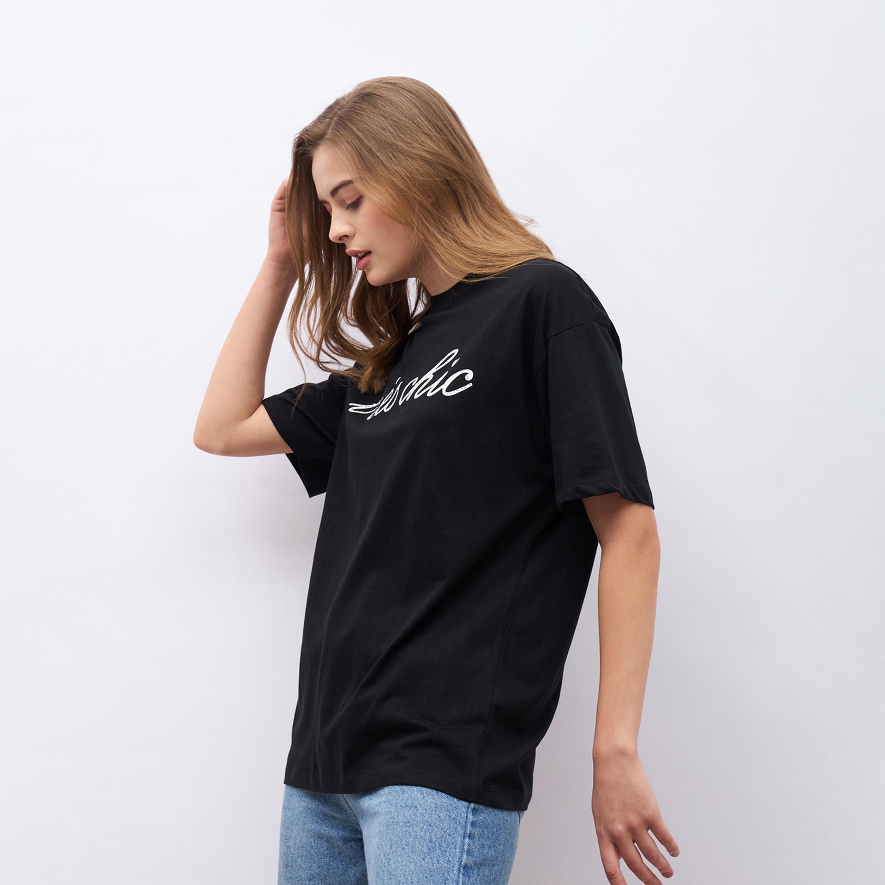 Styli Tres Chic Slogan Print Oversized Short Sleeve T-Shirt-women-clothing-tshirts-image-3