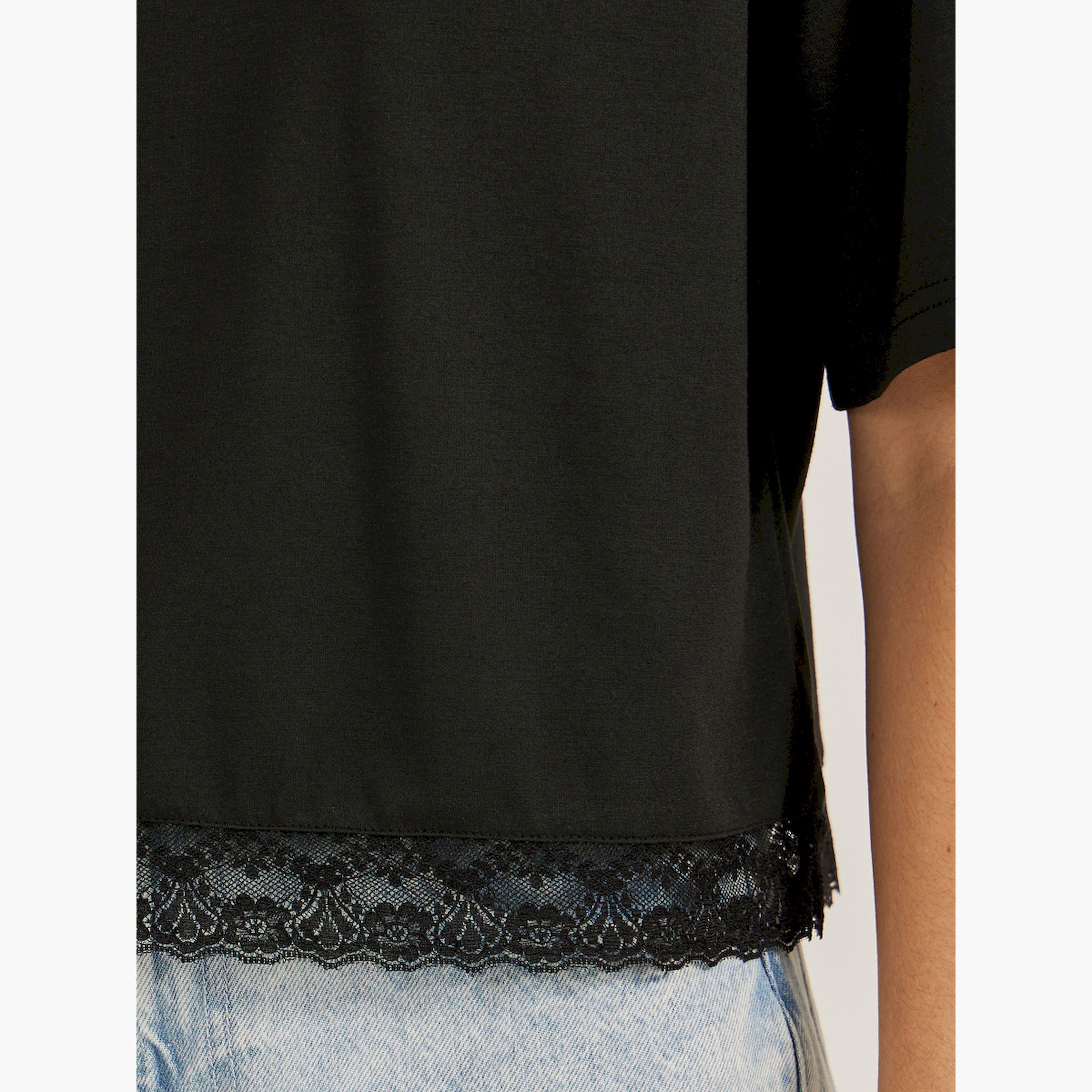 ستايلي - تي شيرت بقصة مربعة وفتحة رقبة مستديرة وحافة دانتيل-women-clothing-tshirts-image-3