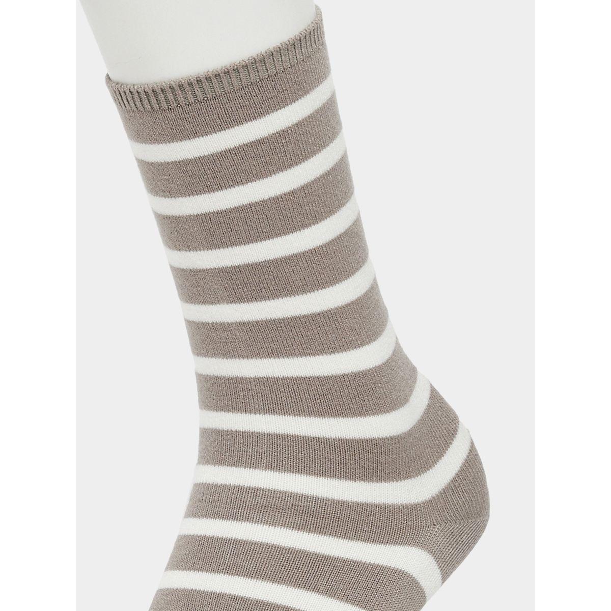 مجموعة من 5 جوارب بتفاصيل مخططة-women-socksandstockings-image-5