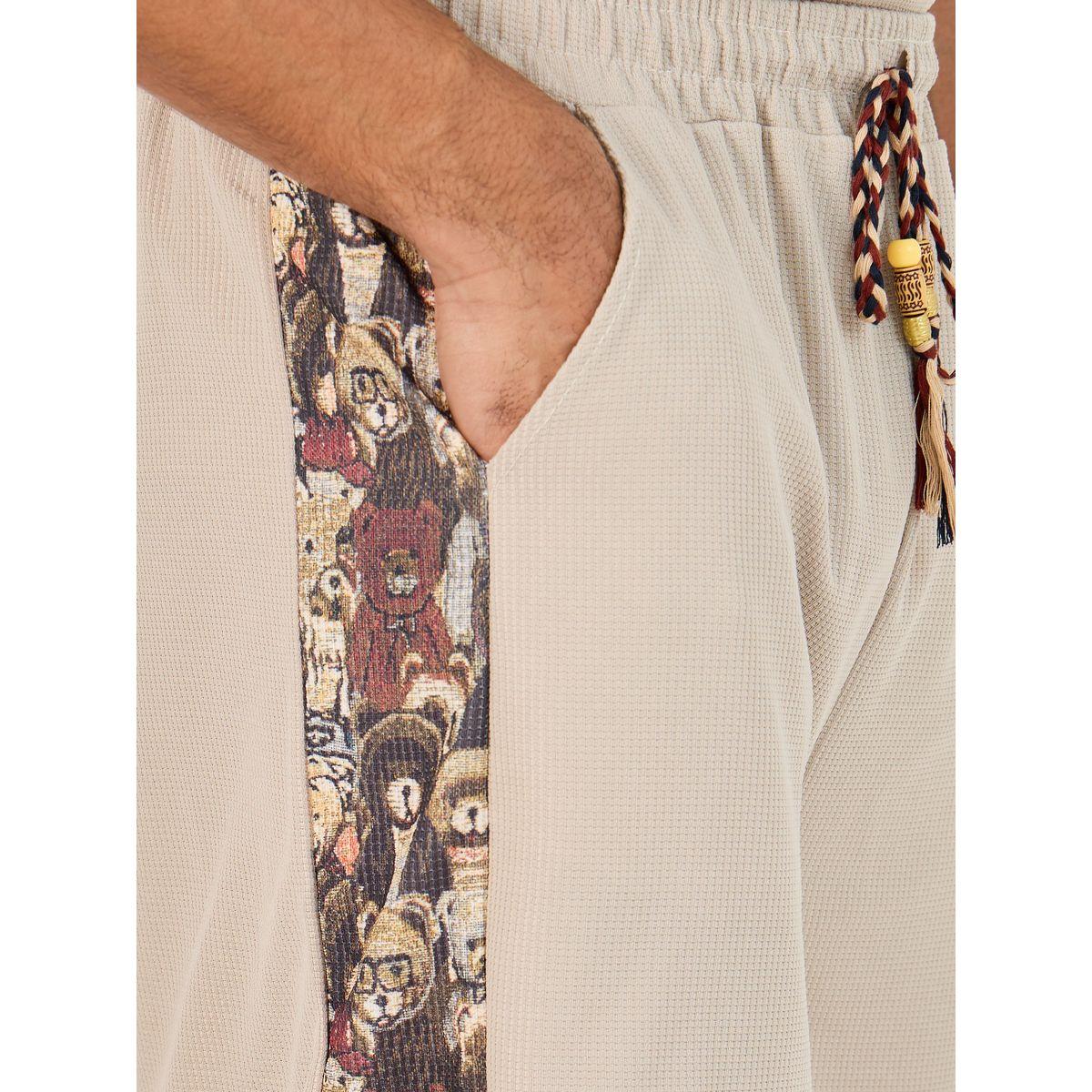 طقم منسق من شورت وتيشيرت فضفاض بطبعة جرافيك-men-clothing-coordsets-image-5