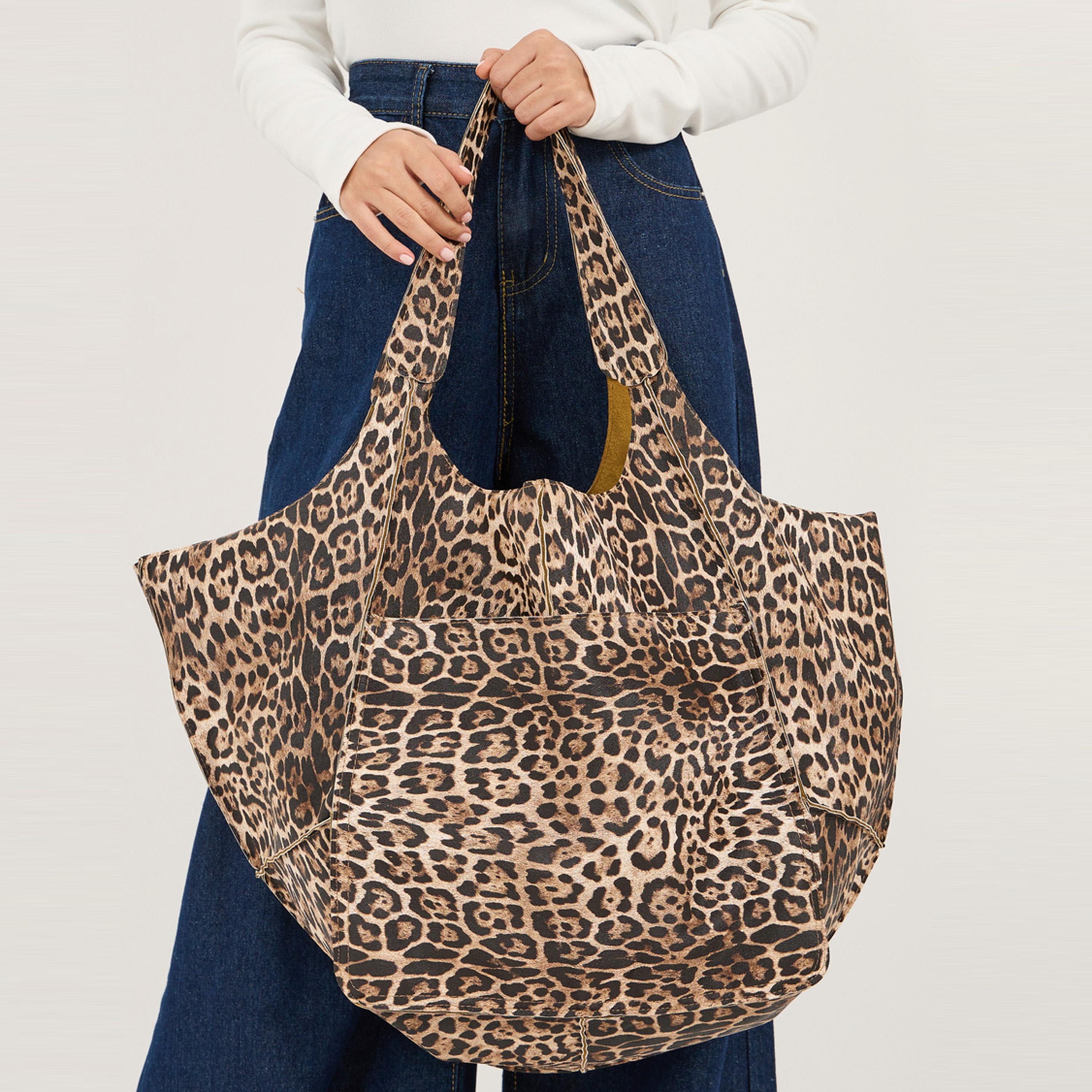 Styli Leopard Print Shoulder Bag With Double Handle-women-bagsandwallets-handbags-image-3