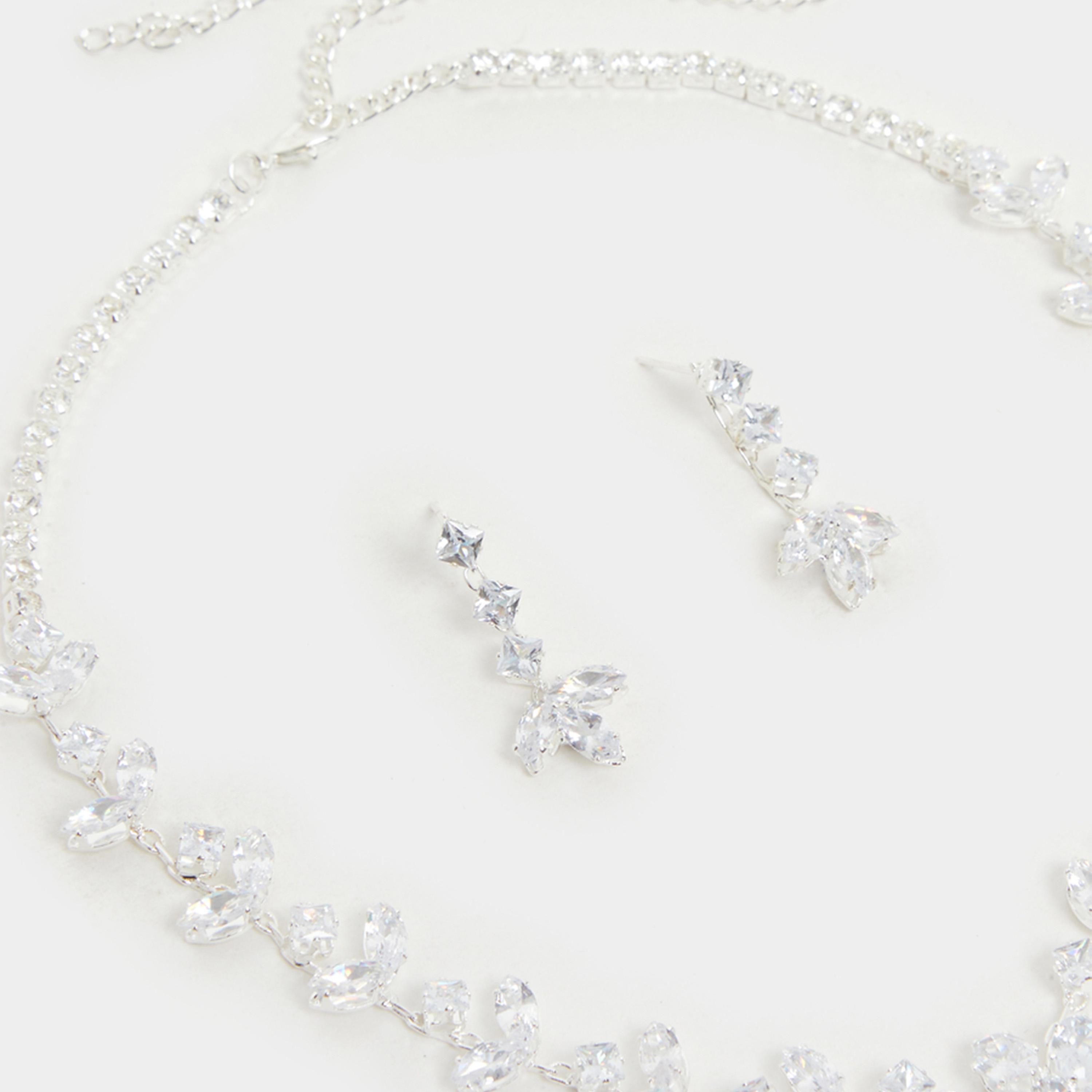 ستايلي - طقم مجوهرات مزين من قلادة وأقراط-women-watchesandjewellery-jewellery-jewellerysets-image-4