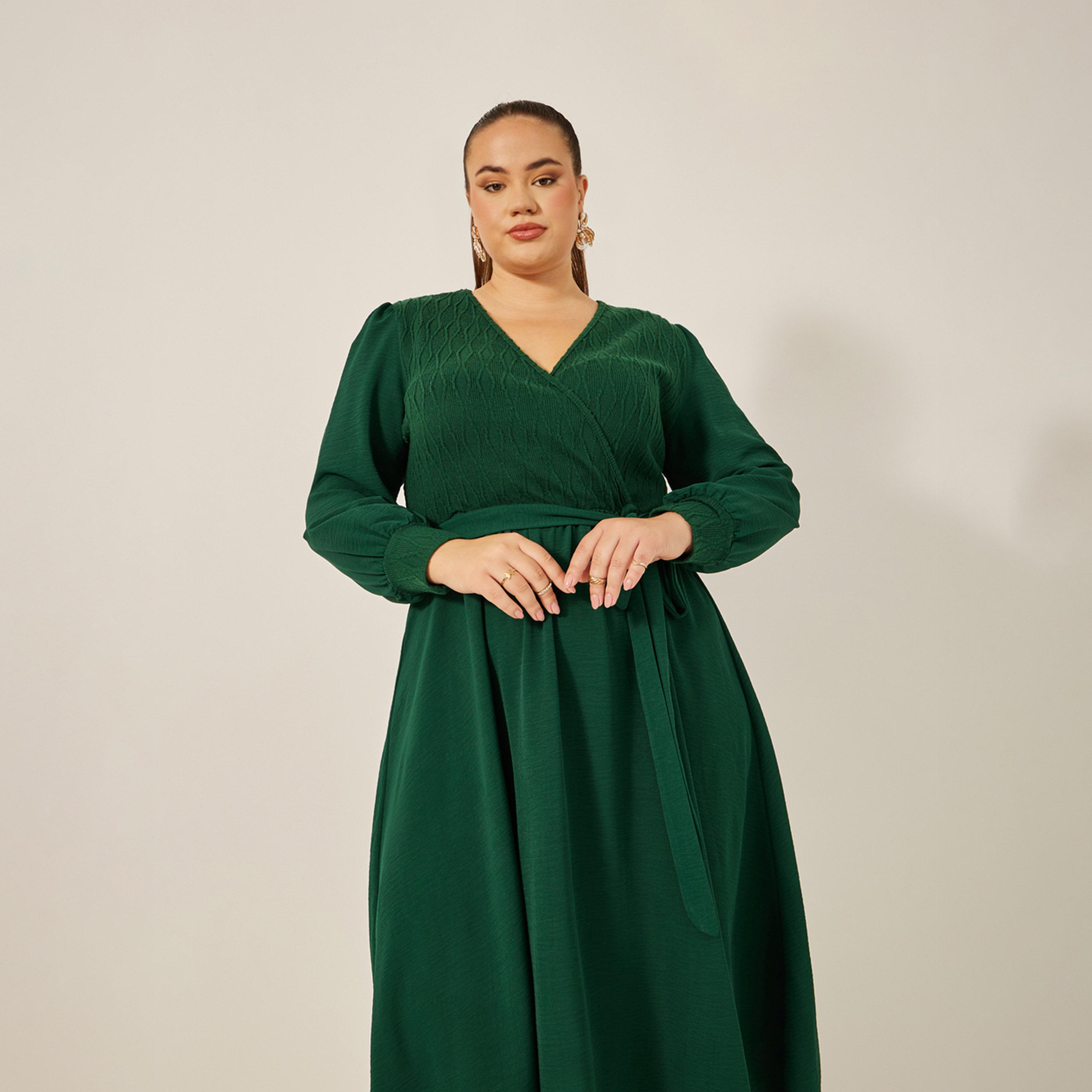 Styli Plus Size Textured Wrap A-Line Midi Dress With Belt-women-clothing-dresses-image-4