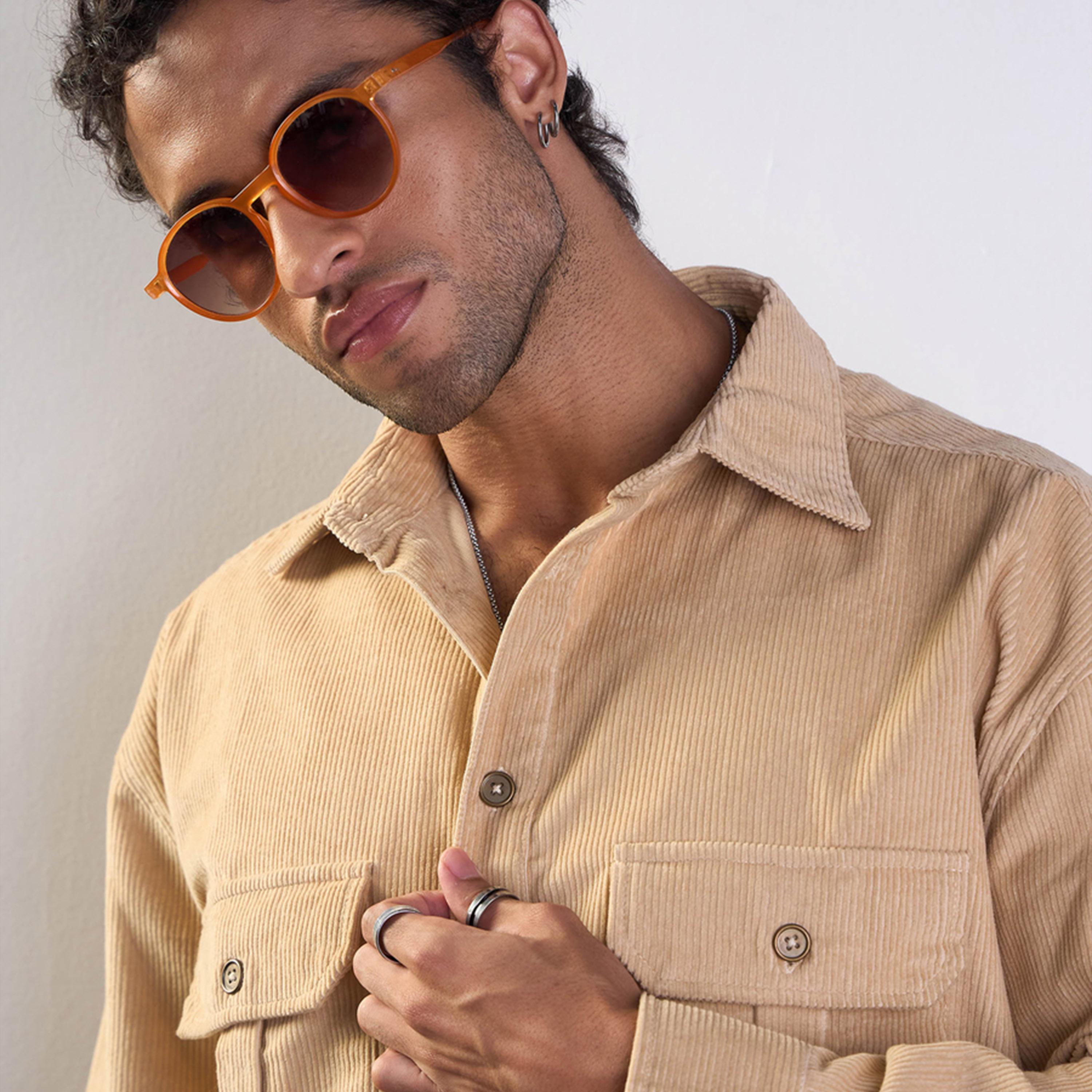 ماسكلن ساسافراس × ستايلي - قميص كوردروي كبير الحجم مع رقعة على الكوع - بيج-men-clothing-shirts-image-4