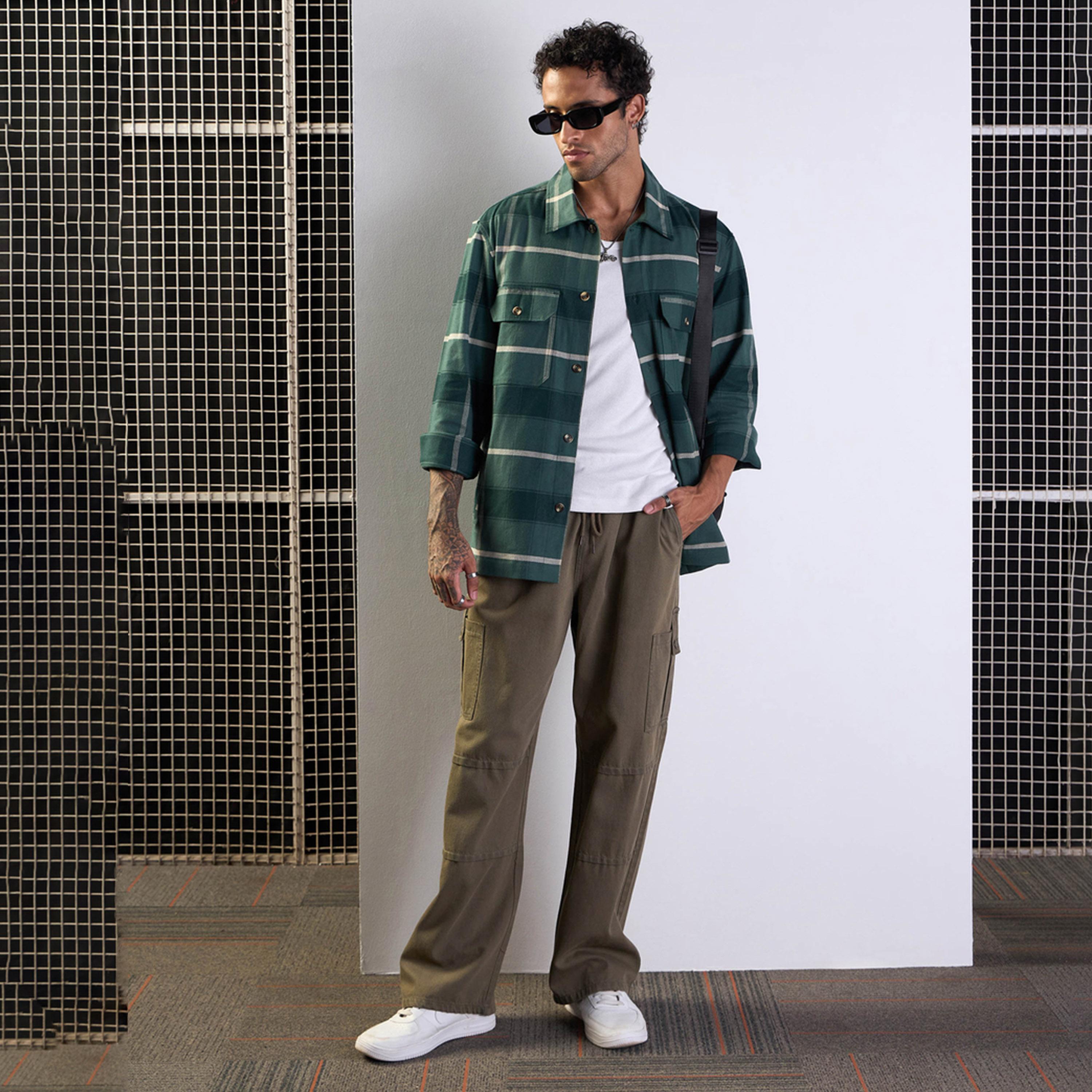 Mascln Sassafras X Styli Solid Mid-Rise Baggy Cargo Jeans-men-clothing-bottoms-jeans-image-6